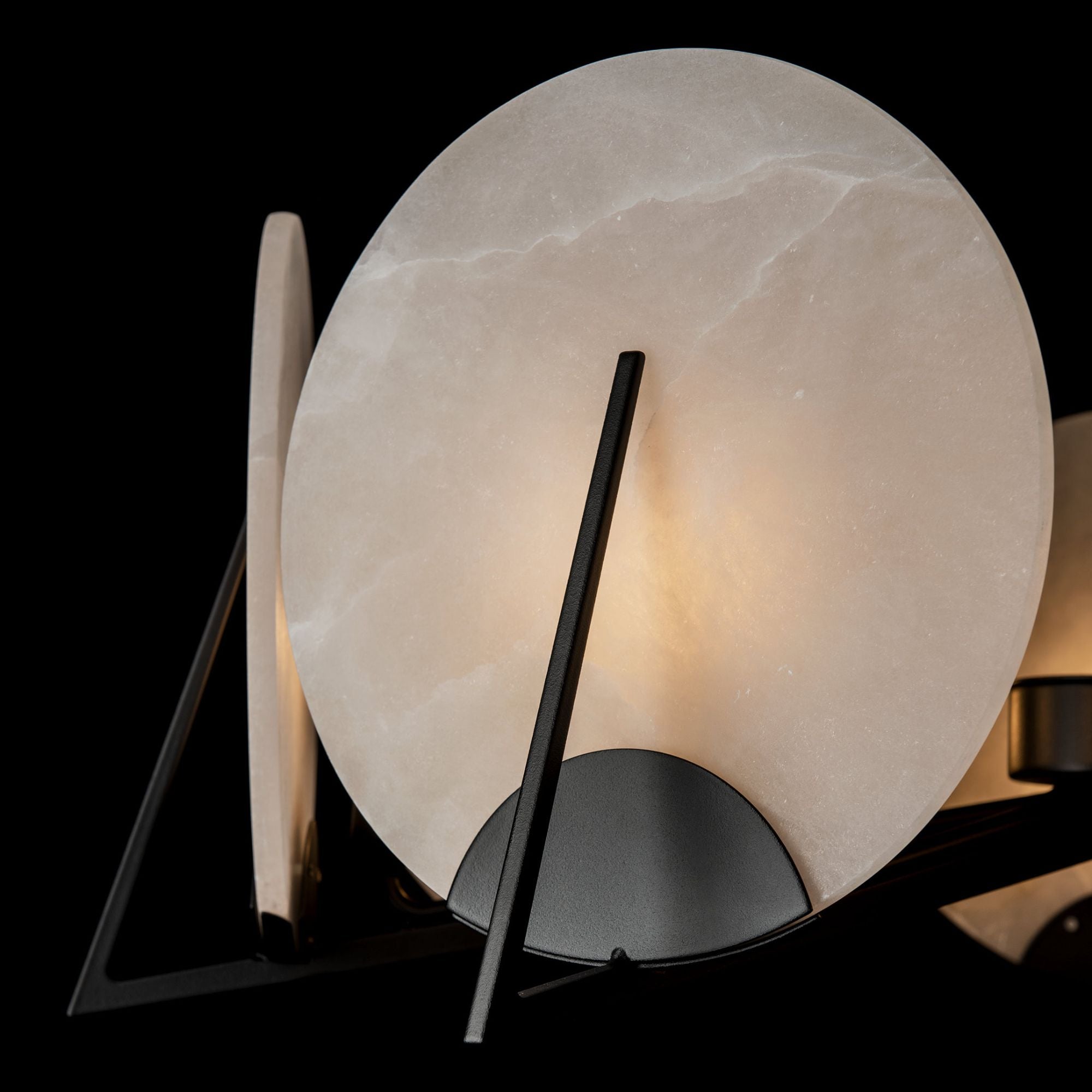 Callisto 7-Light Pendant 7-Light Alabaster in Black