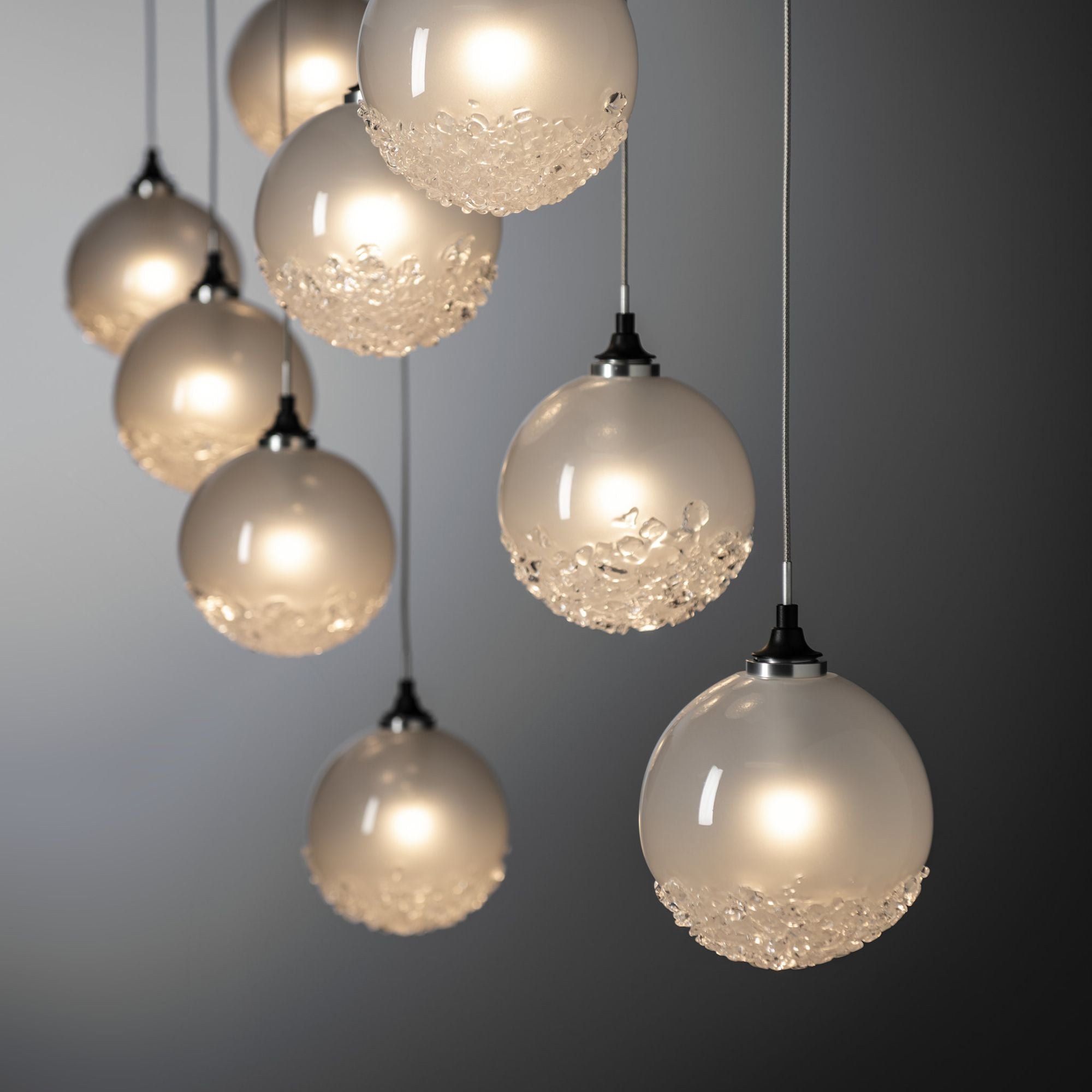 Fritz Globe 10-Light Pendant 10-Light Frosted Glass (FD) in Black