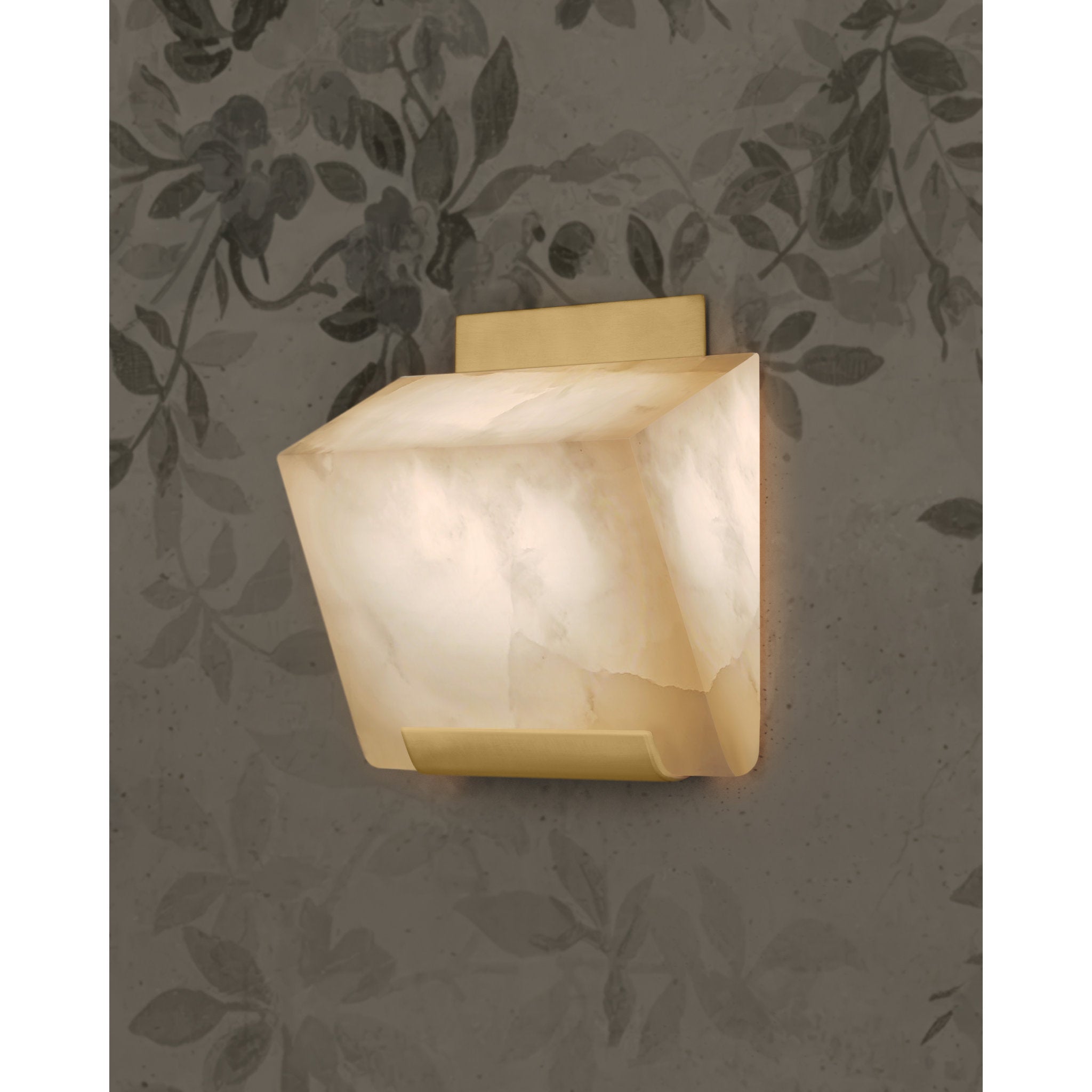 Fairfield 1-Light Wall Sconce in Aged Brass 8W x 7.25H