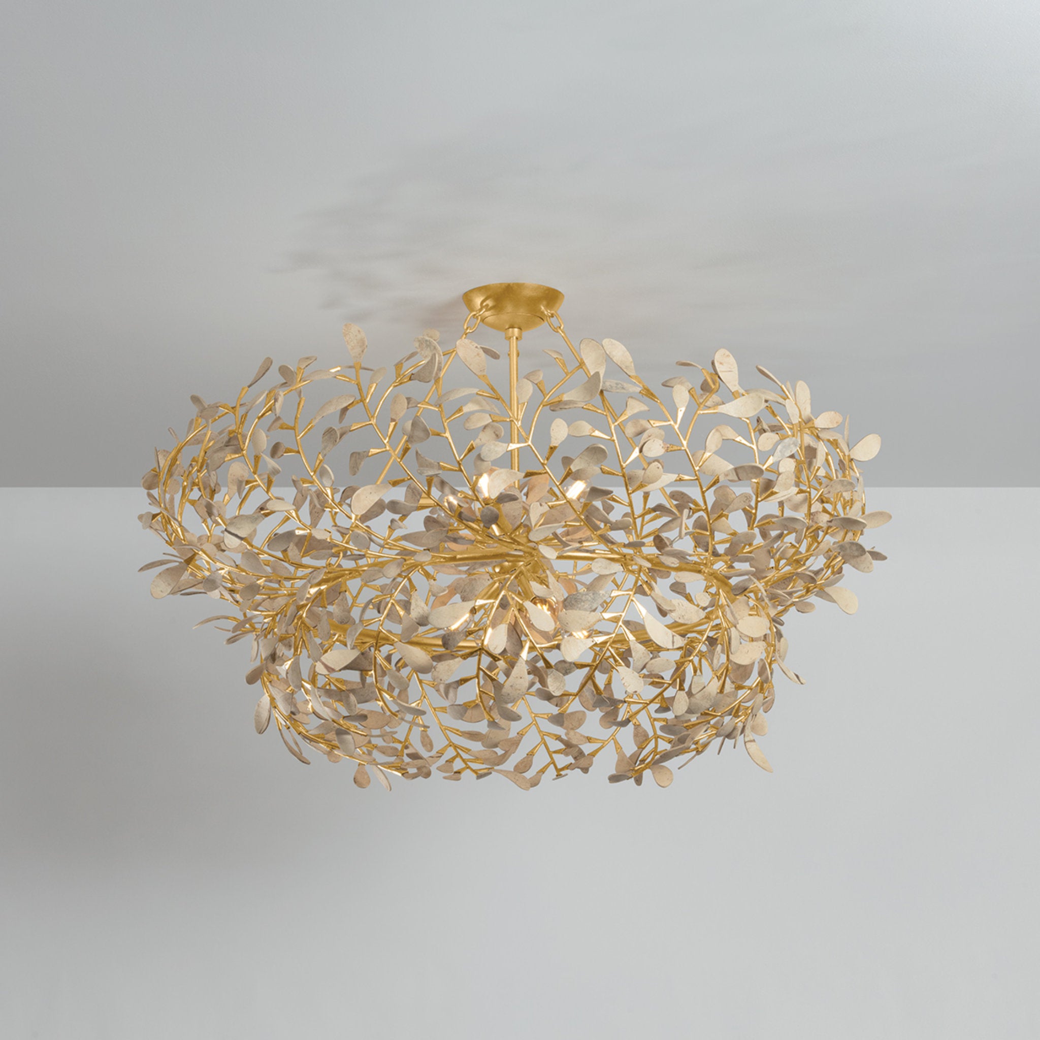 Maybrook 8-Light Chandelier in Vintage Gold Leaf 40W x 19.75H