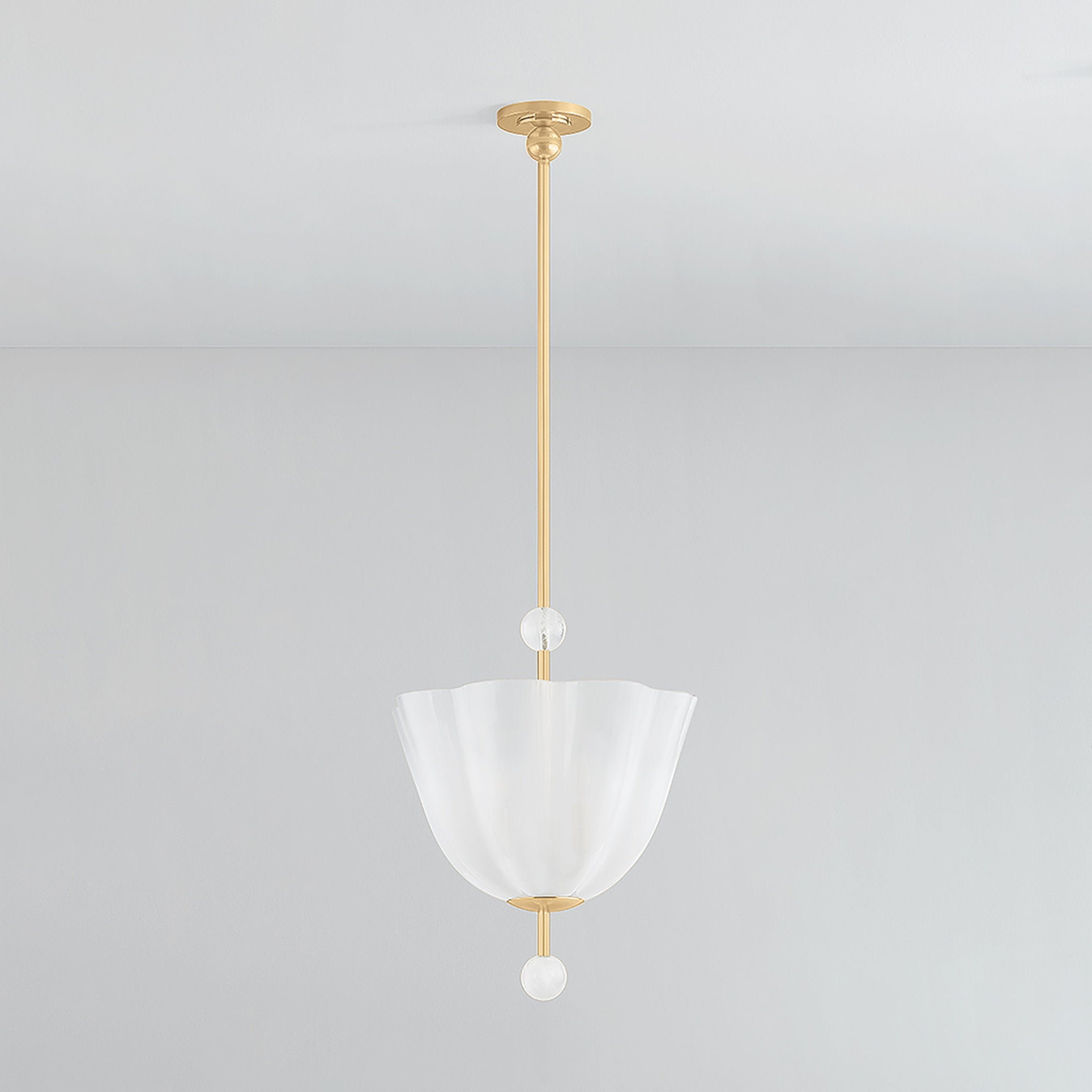Cambria Heights 3-Light Lantern in Aged Brass 17W x 21H