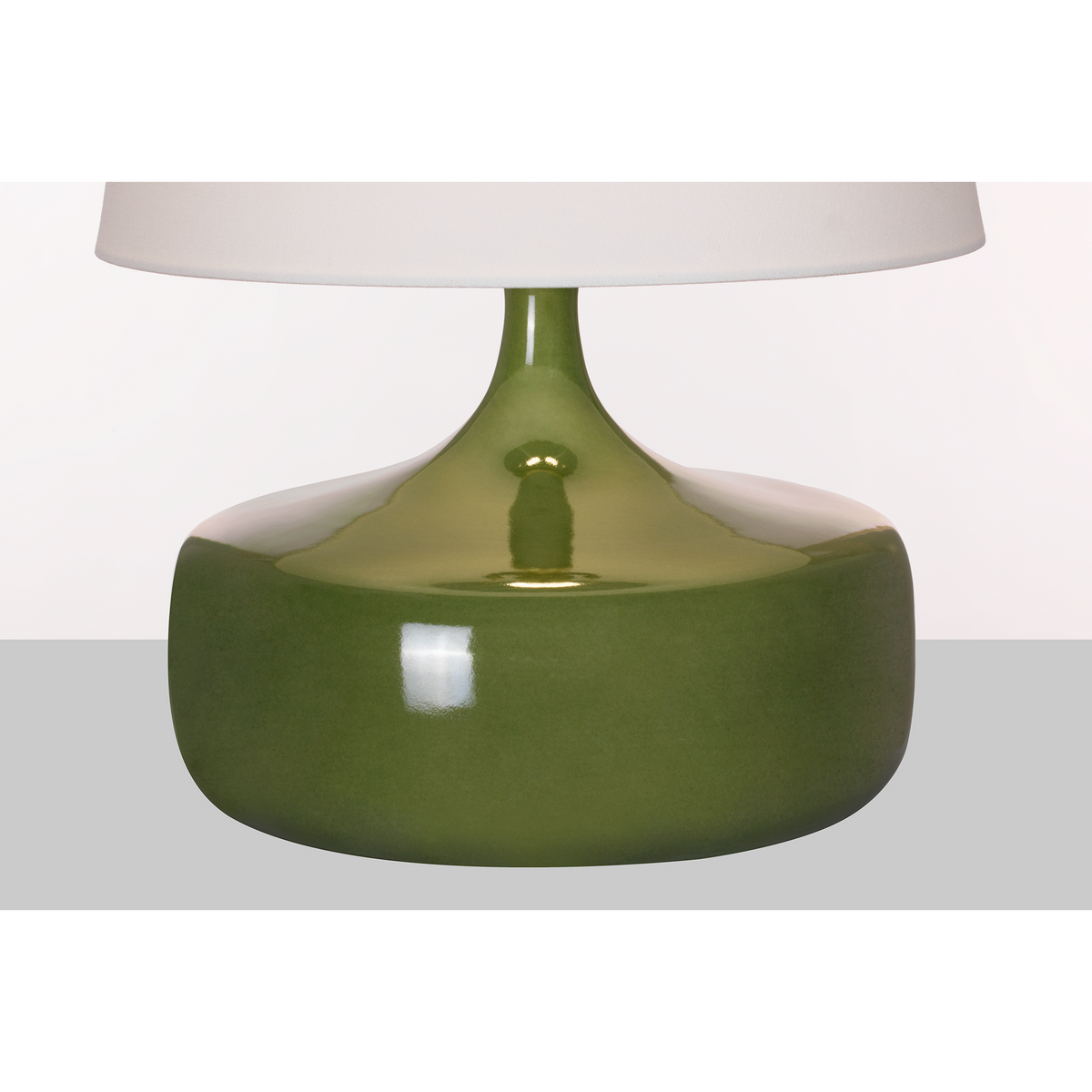 AERIN Cassis 19" Low Wide Table Lamp in Green with Linen Shade W14" x H19"