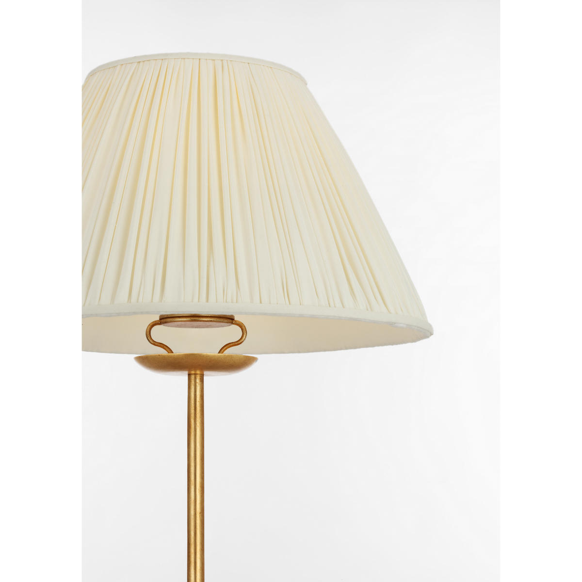 Chapman & Myers Lazlo 52" Cordless Floor Lamp in Gild with Silk Pleated Shade W14" x H52"