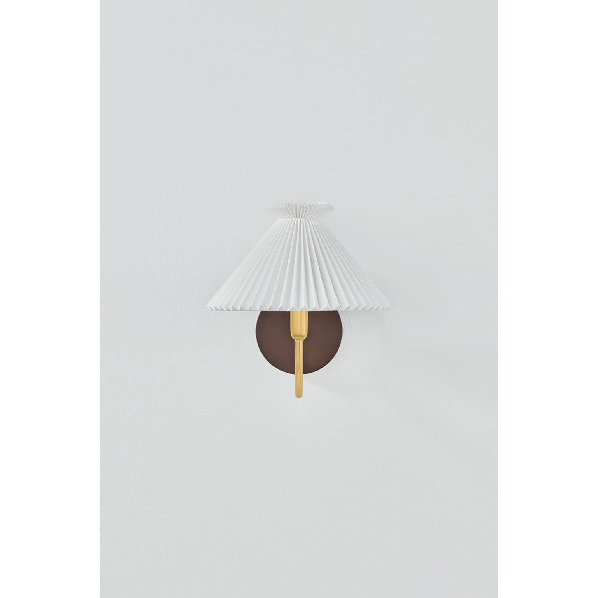 Acacia 1-Light Wall Sconce in Aged Brass 10.5W x 10H