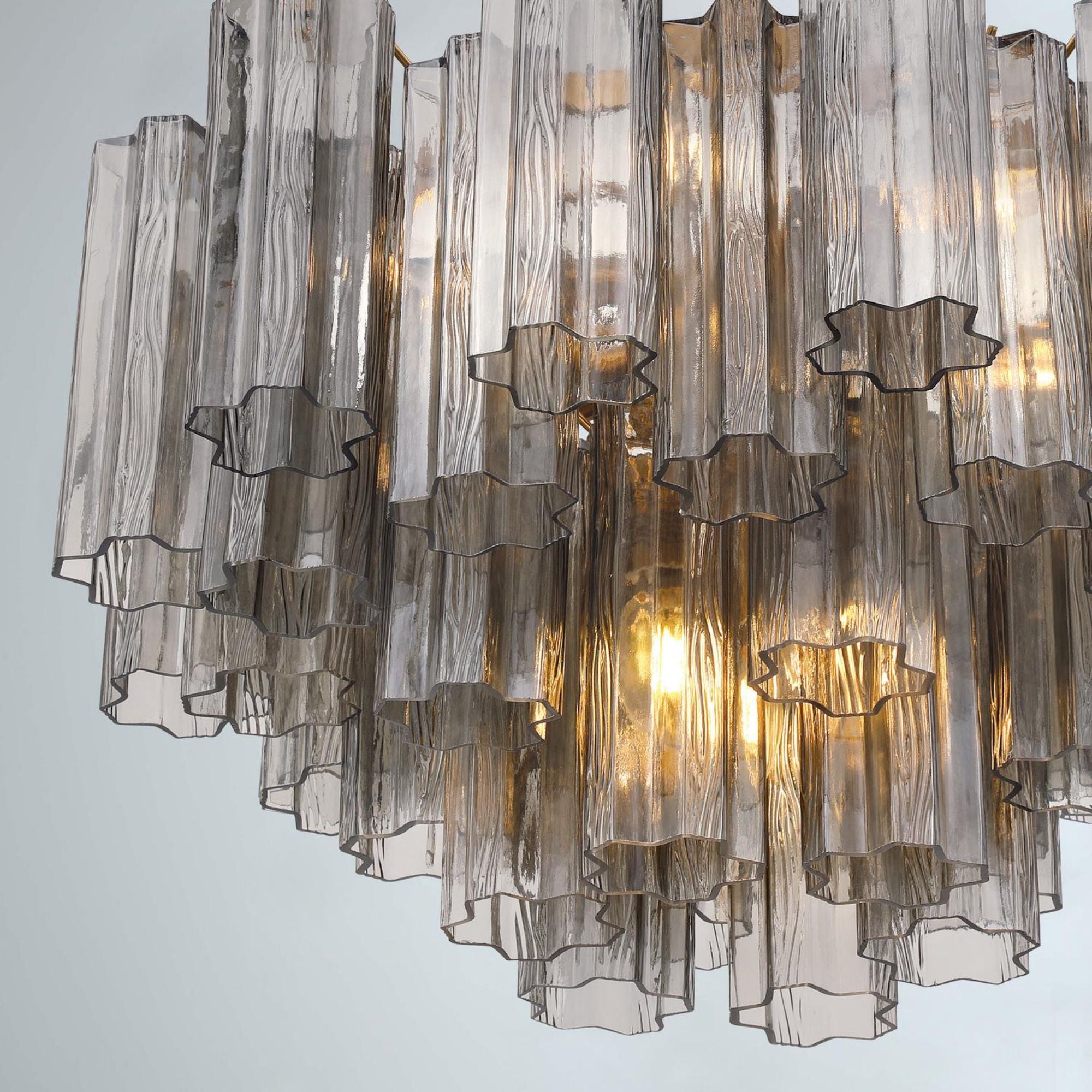 Addis 22'' Aged Brass Chandelier Gray 22"W x 14.25"H x 22"D