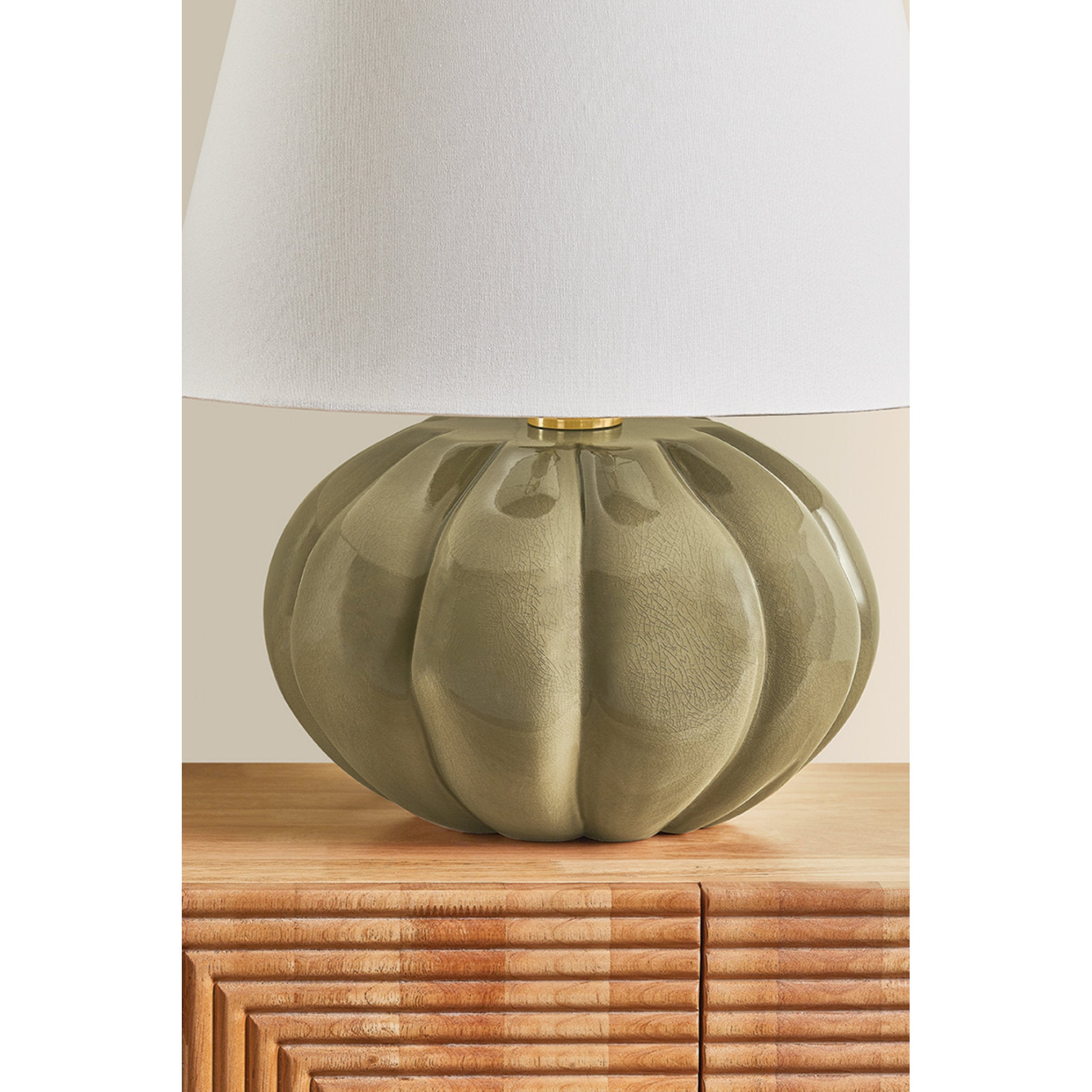 Beata 1-Light Table Lamp in Aged Brass 17W x 21H