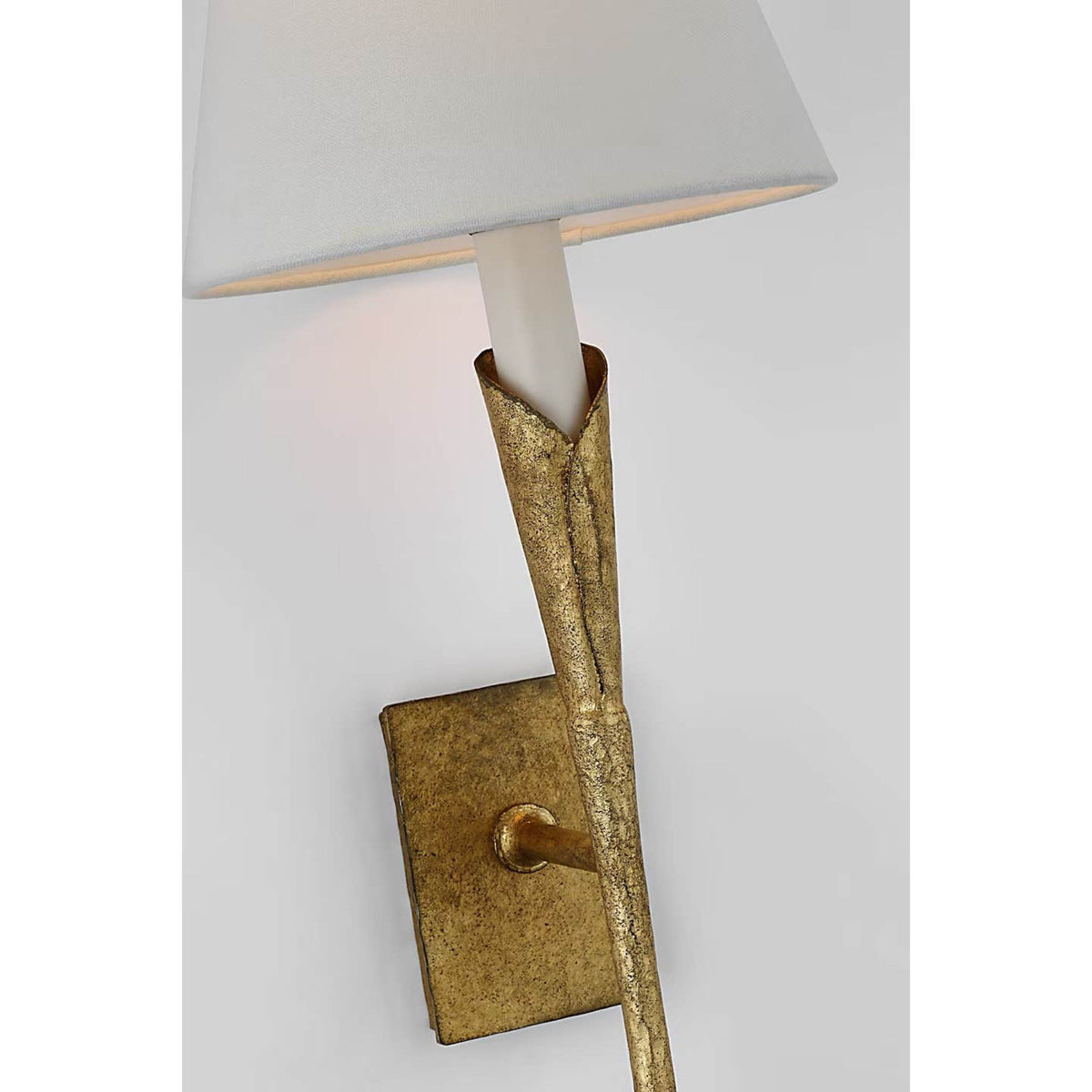 Chapman & Myers Aiden Large Tail Sconce in Gilded Iron with Linen Shade W8.5" x H32" x E8.75"