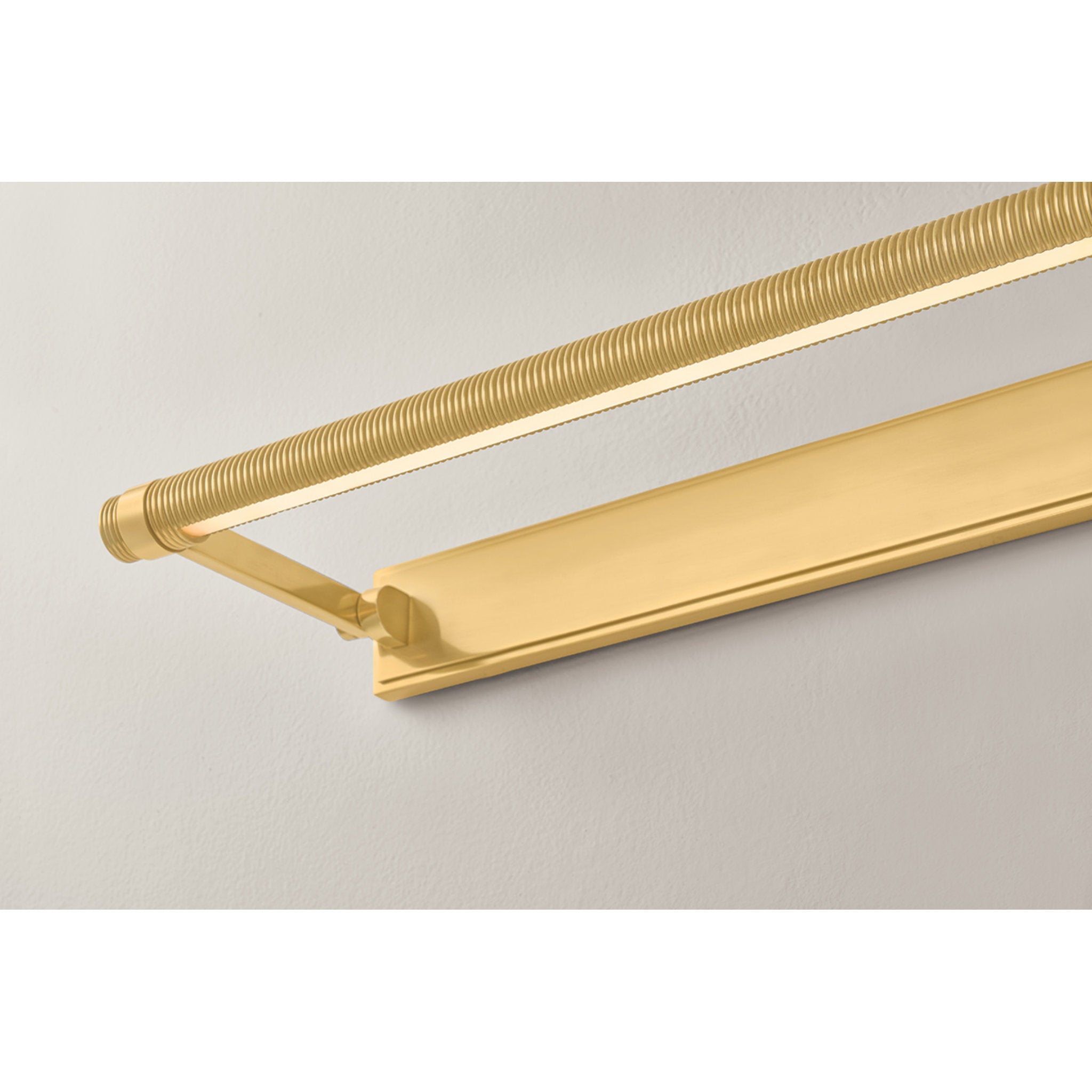 Duell 1-Light Picture Light in Aged Brass 30W x 2.75H (7330-AGB)