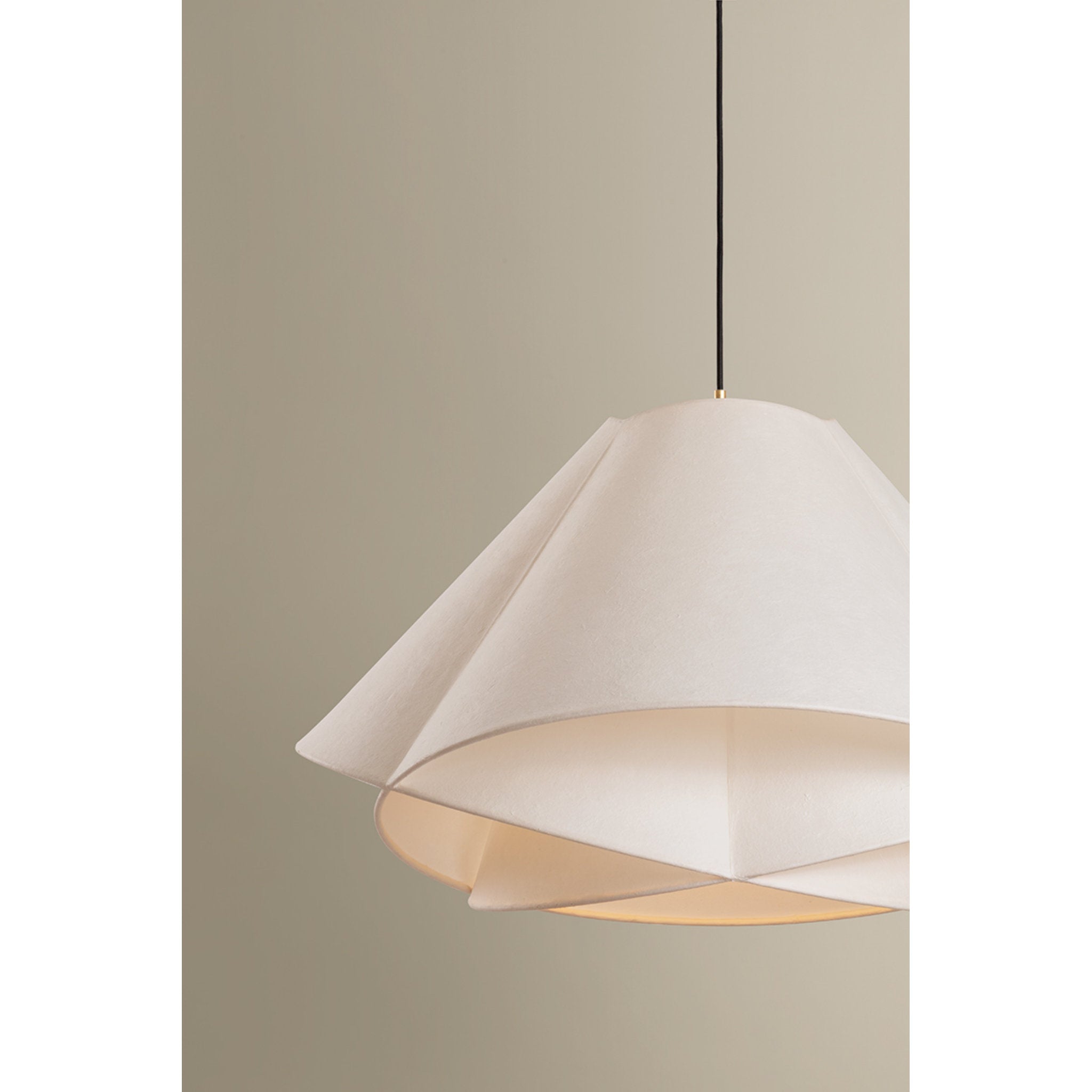 Edna 1-Light Pendant in Vintage Gold Leaf 34.5W x 22.25H