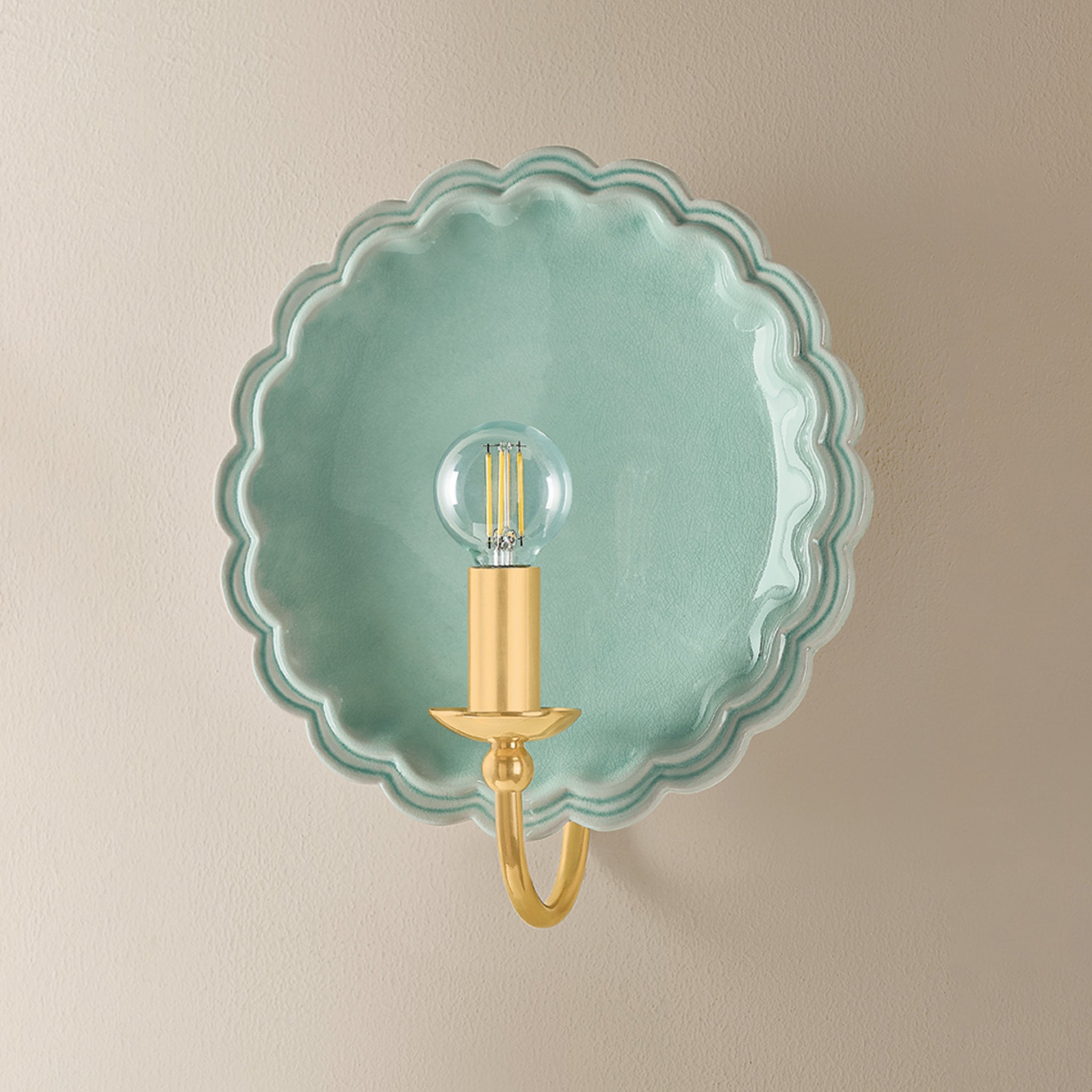 Paulette 1-Light Wall Sconce in Aged Brass 4L x 9.75W x 11.25H (Ceramic Moss Crackle)