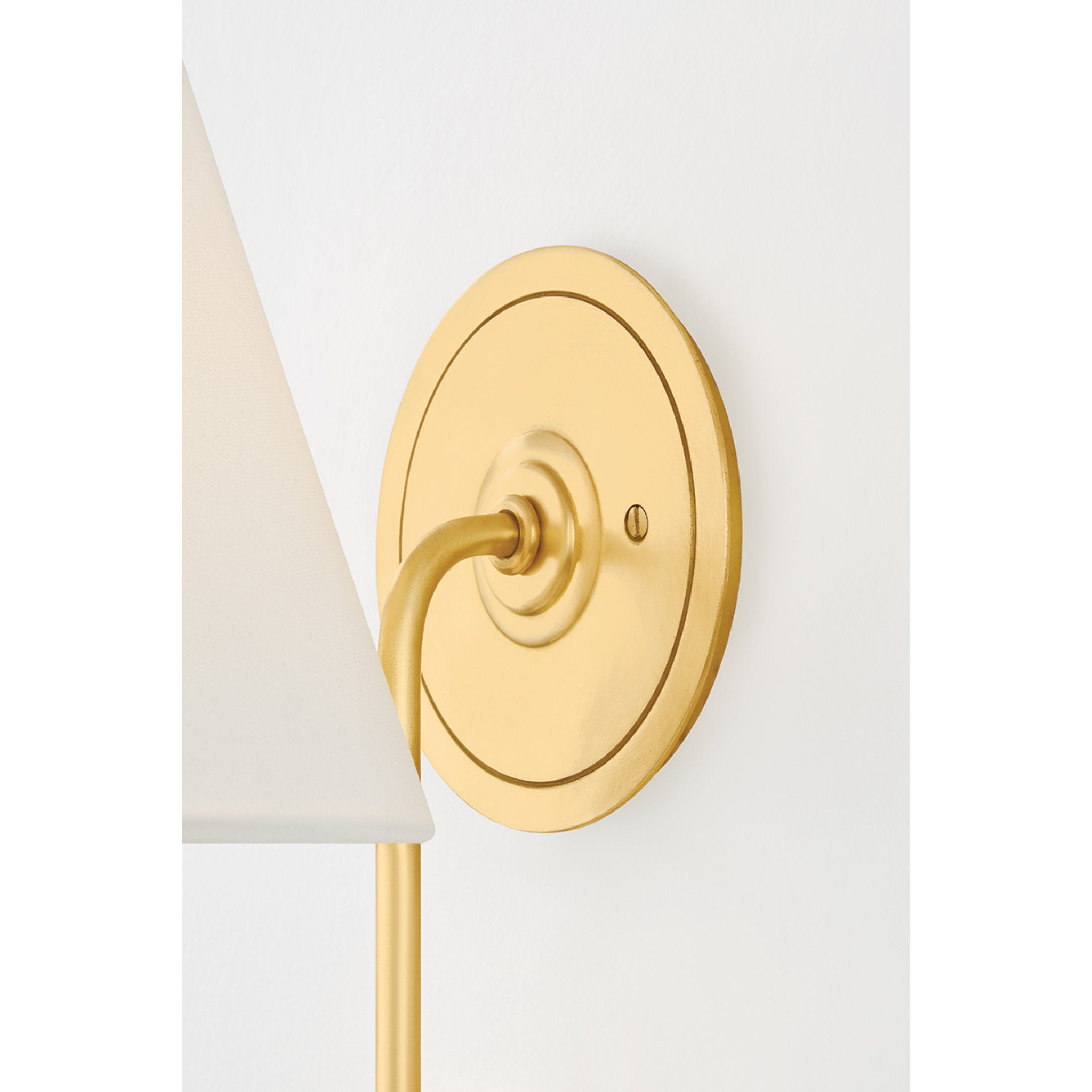 Hawthorne 1-Light Wall Sconce in Aged Brass by Mark D. Sikes 7.75W x 15H
