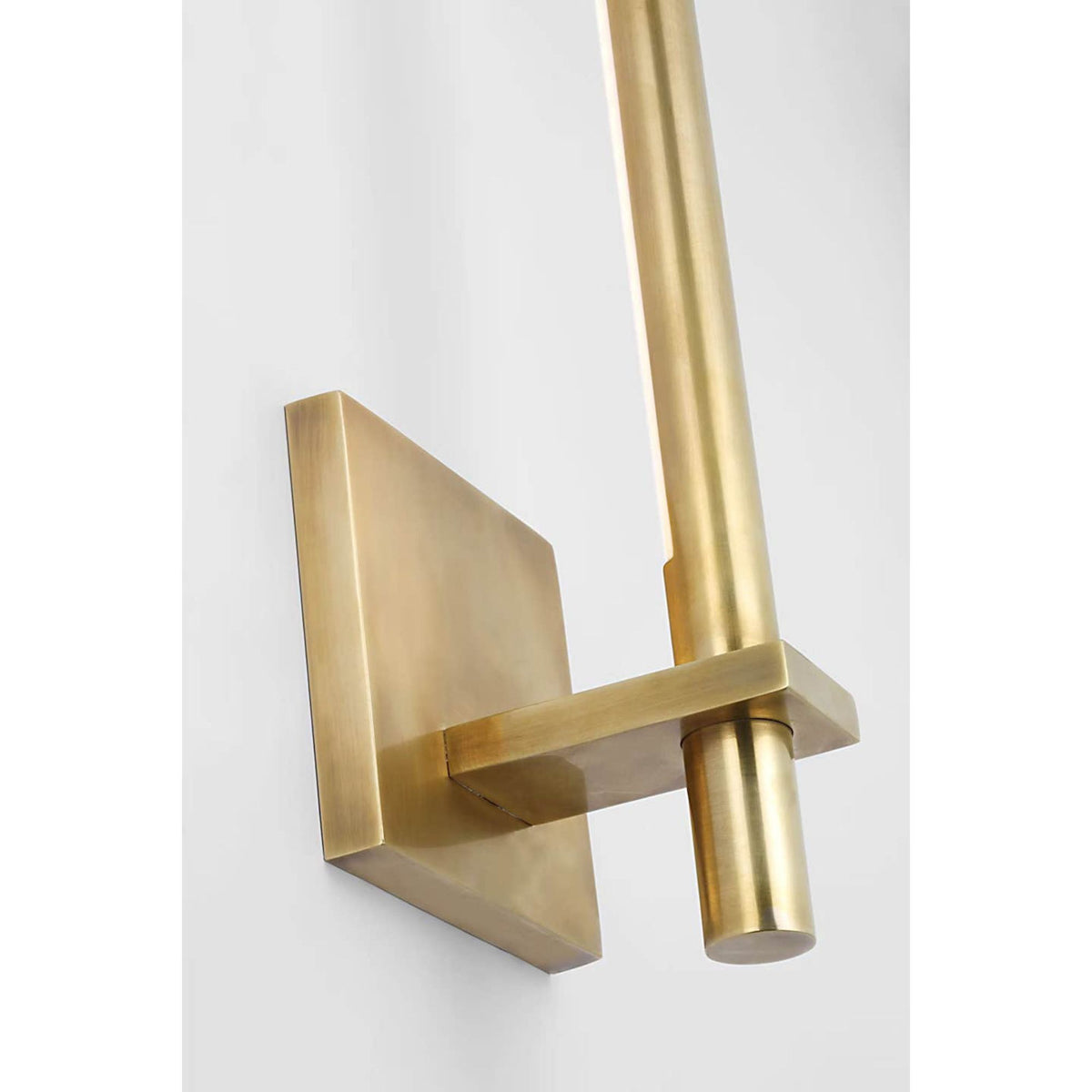 Kelly Wearstler Axis Medium Sconce in Antique-Burnished Brass W4.5" x H19.75" x E4"