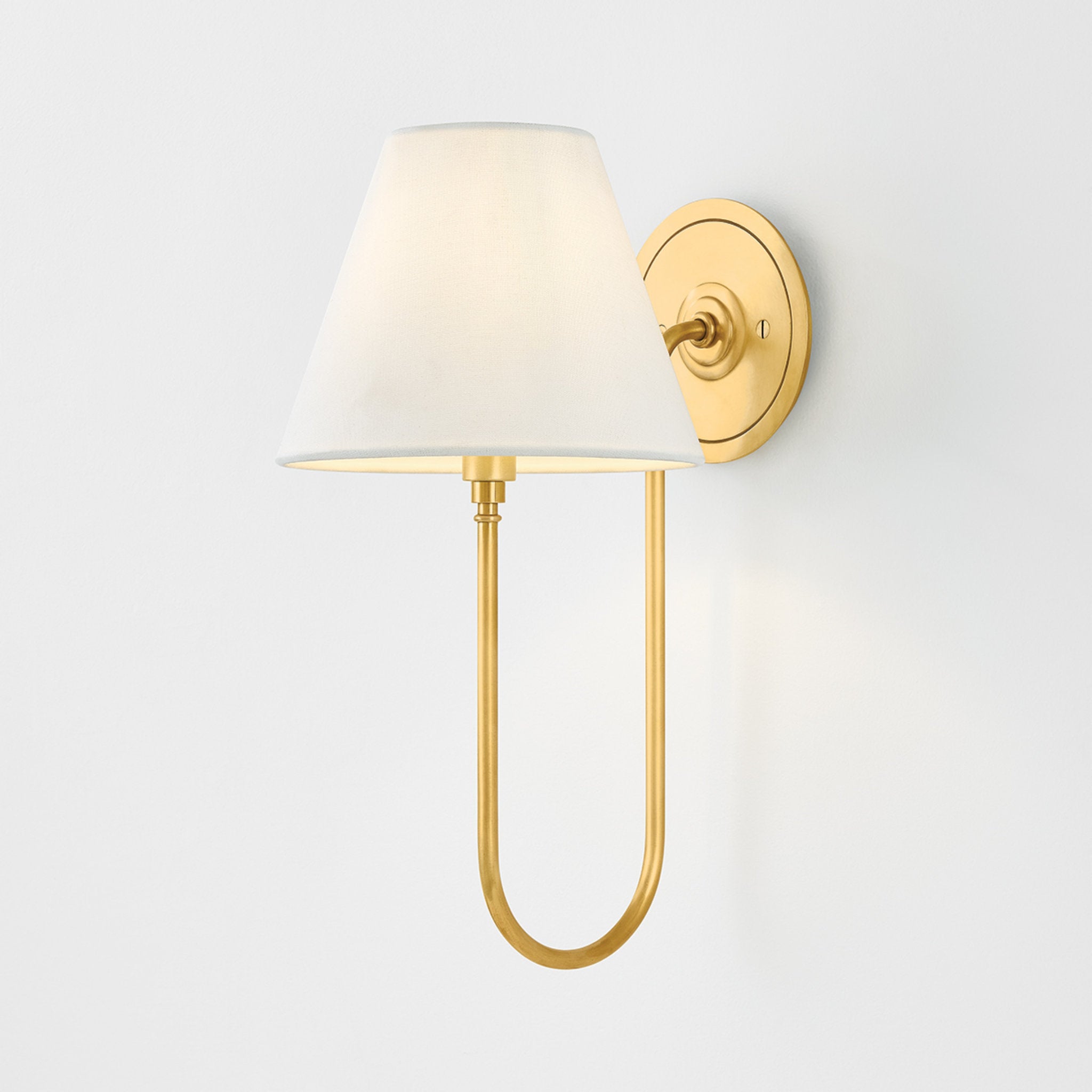 Hawthorne 1-Light Wall Sconce in Aged Brass by Mark D. Sikes 7.75W x 15H