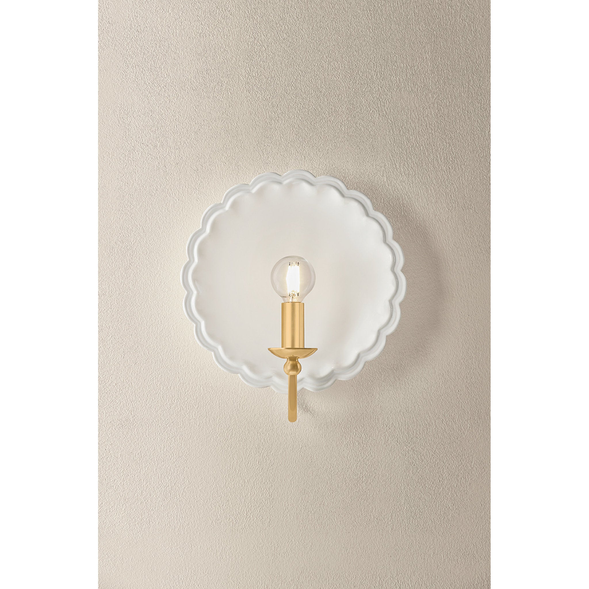 Paulette 1-Light Wall Sconce in Aged Brass 4L x 9.75W x 11.25H (Ceramic Gossamer Ivory)