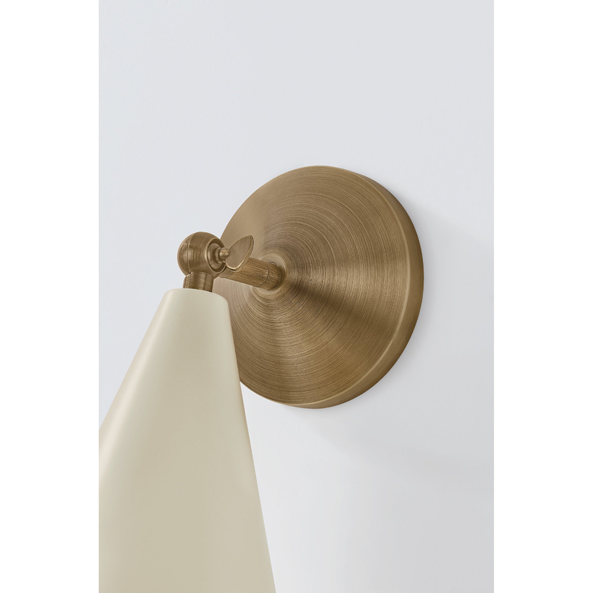 Pawley 1-Light Wall Sconce in Historic Bronze by Cortney Bishop 7W x 12.75H