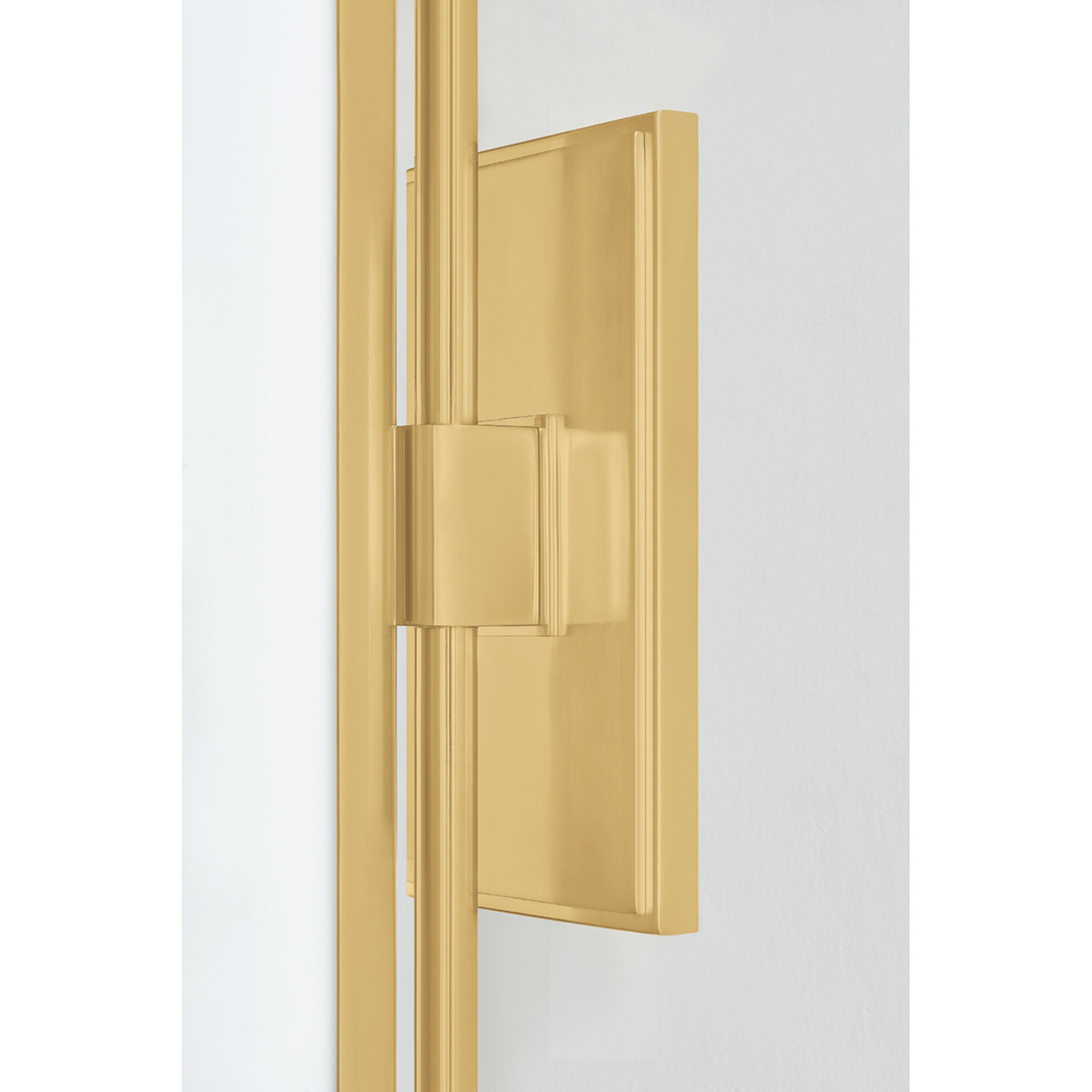 Plandome 1-Light Bath and Vanity in Aged Brass 4.25W x 18H