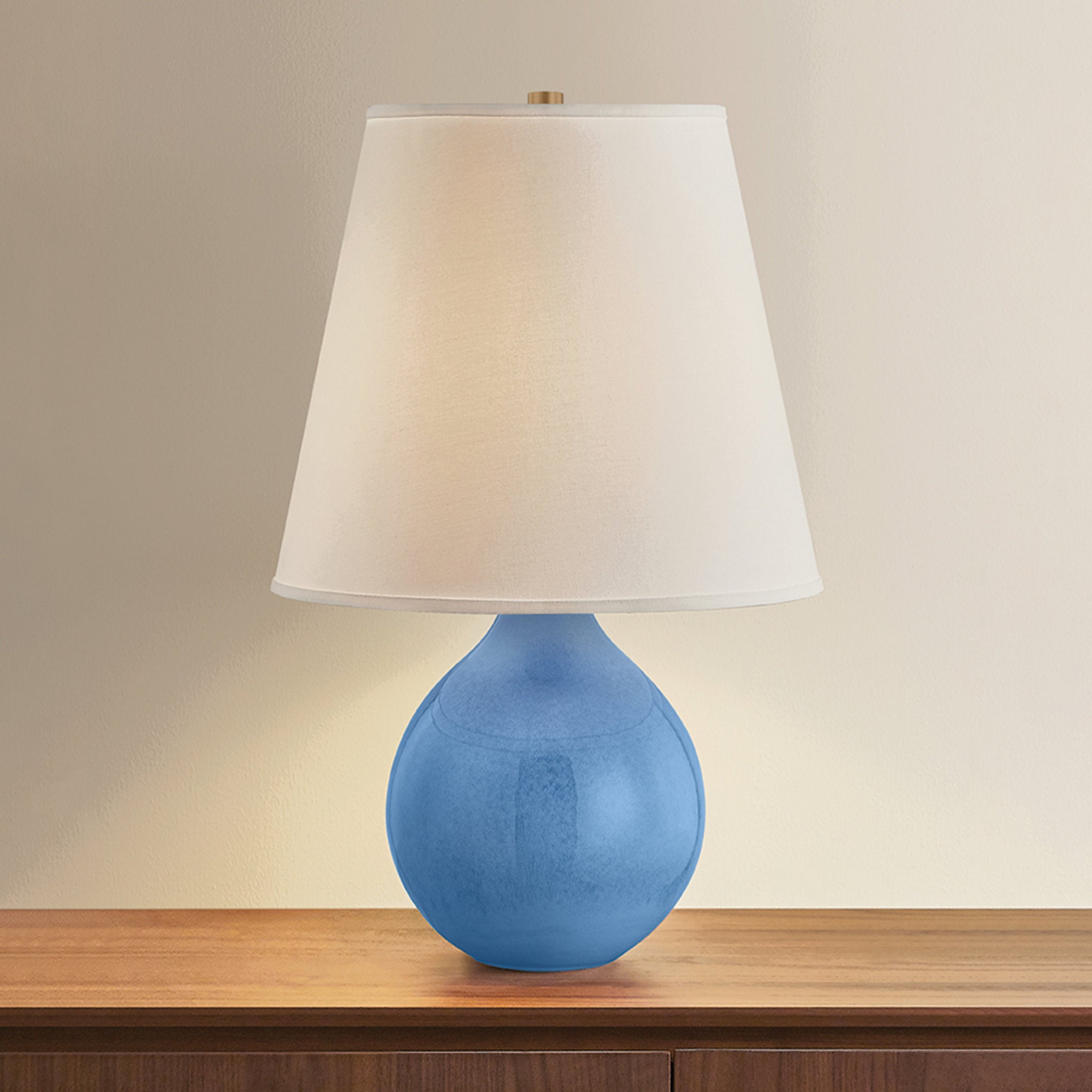 Jarvis 1-Light Table Lamp in Patina Brass 16W x 24H