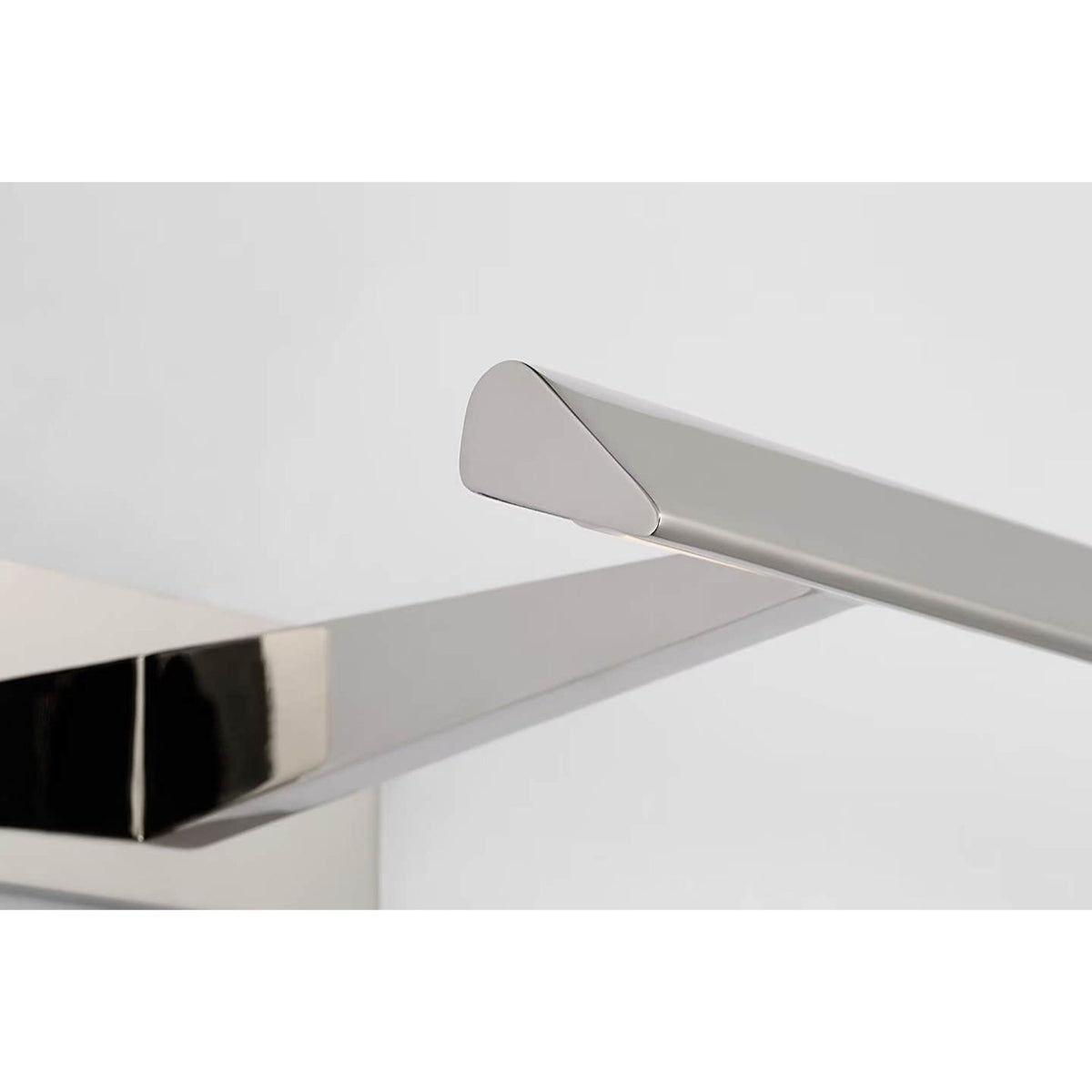 Ian K. Fowler Petrel 8" Picture Light in Polished Nickel W8" x H2.5" x E8.25"