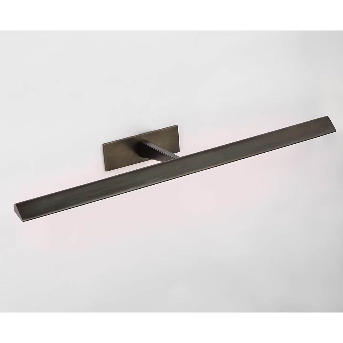 Ian K. Fowler Petrel 30" Picture Light in Bronze W30" x H2.5" x E8.25"