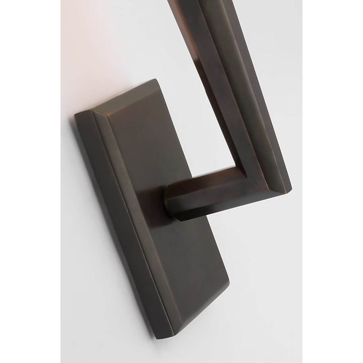 Thomas O'Brien Galahad Single Sconce in Bronze W3" x H14.5" x E4"