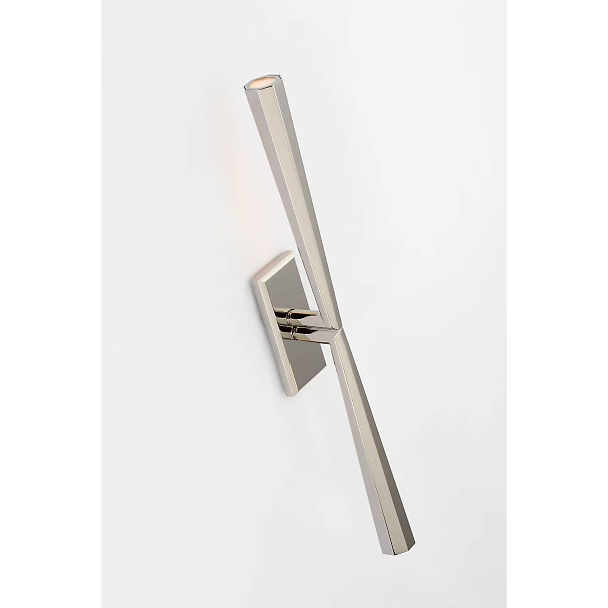 Thomas O'Brien Galahad Linear Sconce in Polished Nickel W3" x H25" x E4"