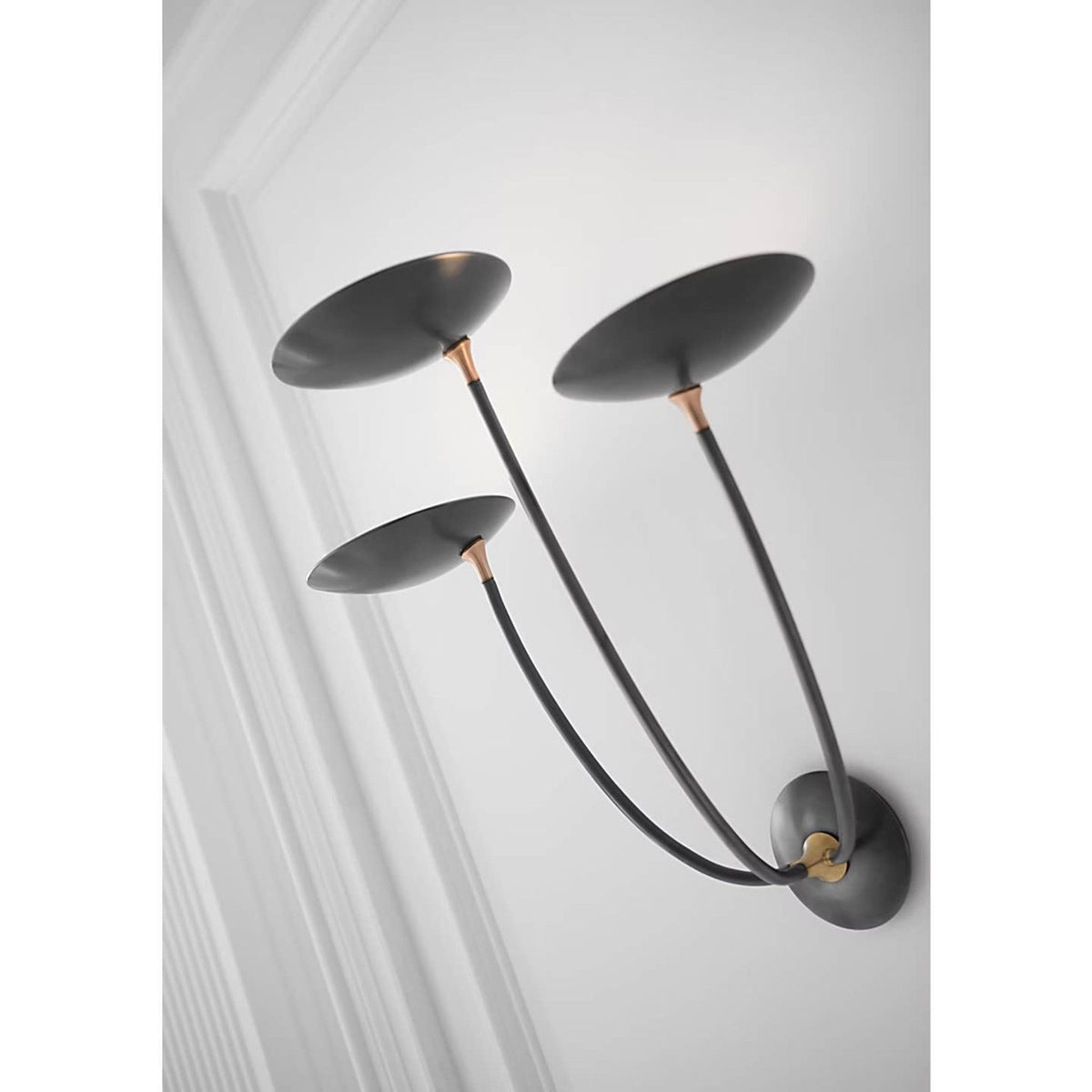 Thomas O'Brien Keira Large Triple Sconce in Bronze and Hand-Rubbed Antique Brass W22" x H23" x E13.25"