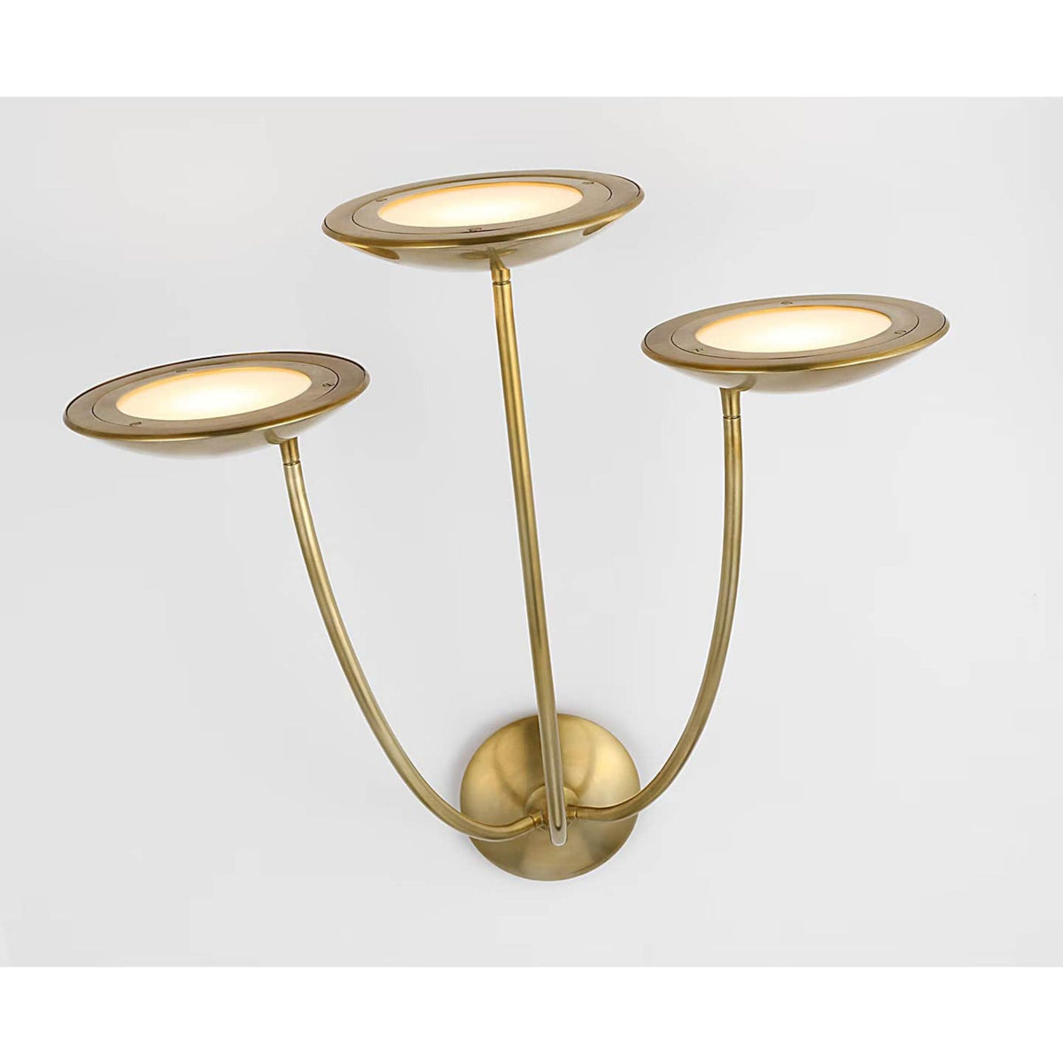 Thomas O'Brien Keira Large Triple Sconce in Hand-Rubbed Antique Brass W22" x H23" x E13.25"