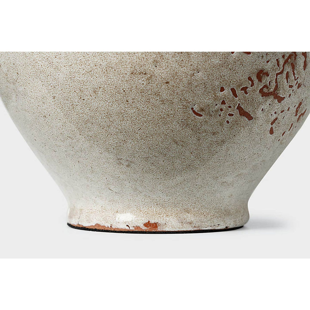 AERIN Gaios 13" Cordless Accent Lamp in Pharaoh White with Linen Shade W9" x H12.5"