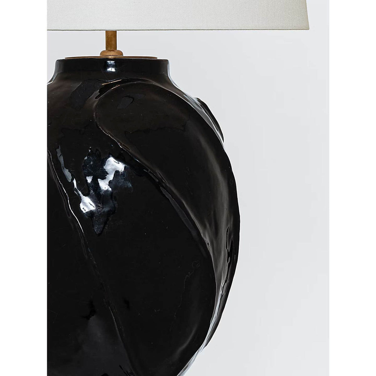 AERIN Idalia 28" Sculpted Table Lamp in Raven Black with Linen Shade W17" x H28.25"