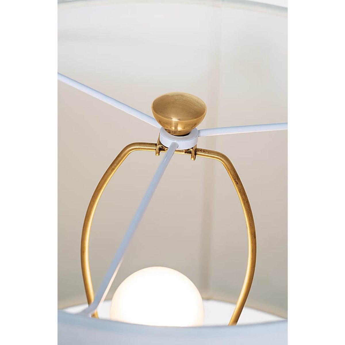 AERIN Idalia 28" Sculpted Table Lamp in Raven Black with Linen Shade W17" x H28.25"