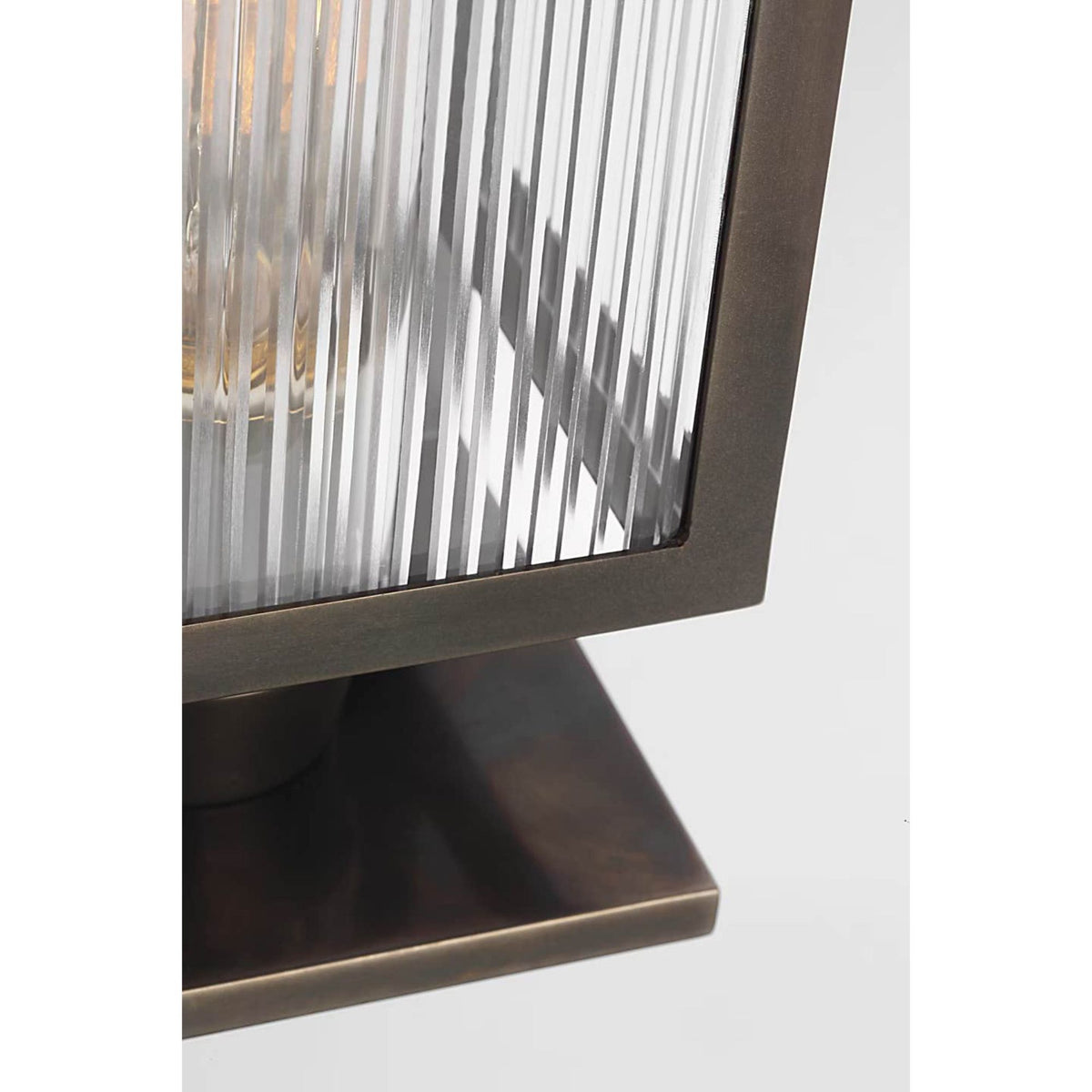 Barbara Barry York 16" Single Box Outdoor Outdoor Sconce in Bronze with Clear Ribbed Glass W5" x H16.25" x E5"