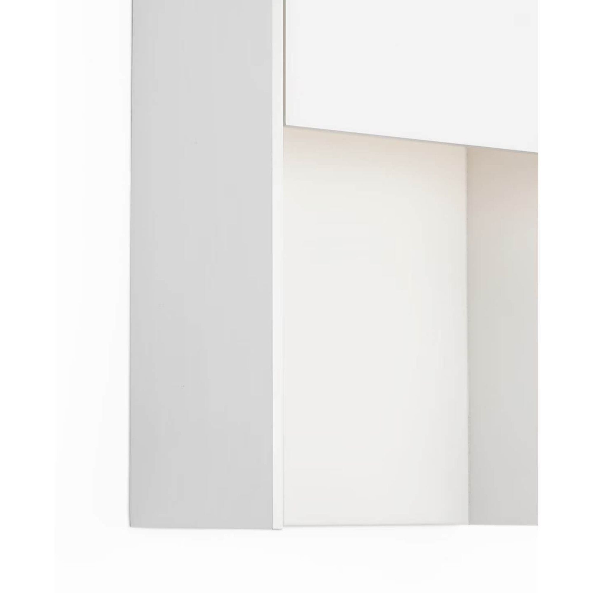 Barbara Barry Align 32" Shielded Wall Light in Plaster White W7.75" x H32" x E4.75"