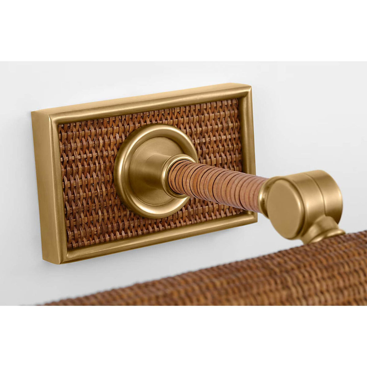 Chapman & Myers Halwell 18" Picture Light in Brass and Natural Woven Rattan W18" x H2.75" - 4.5" x E6.25" - 8.25"