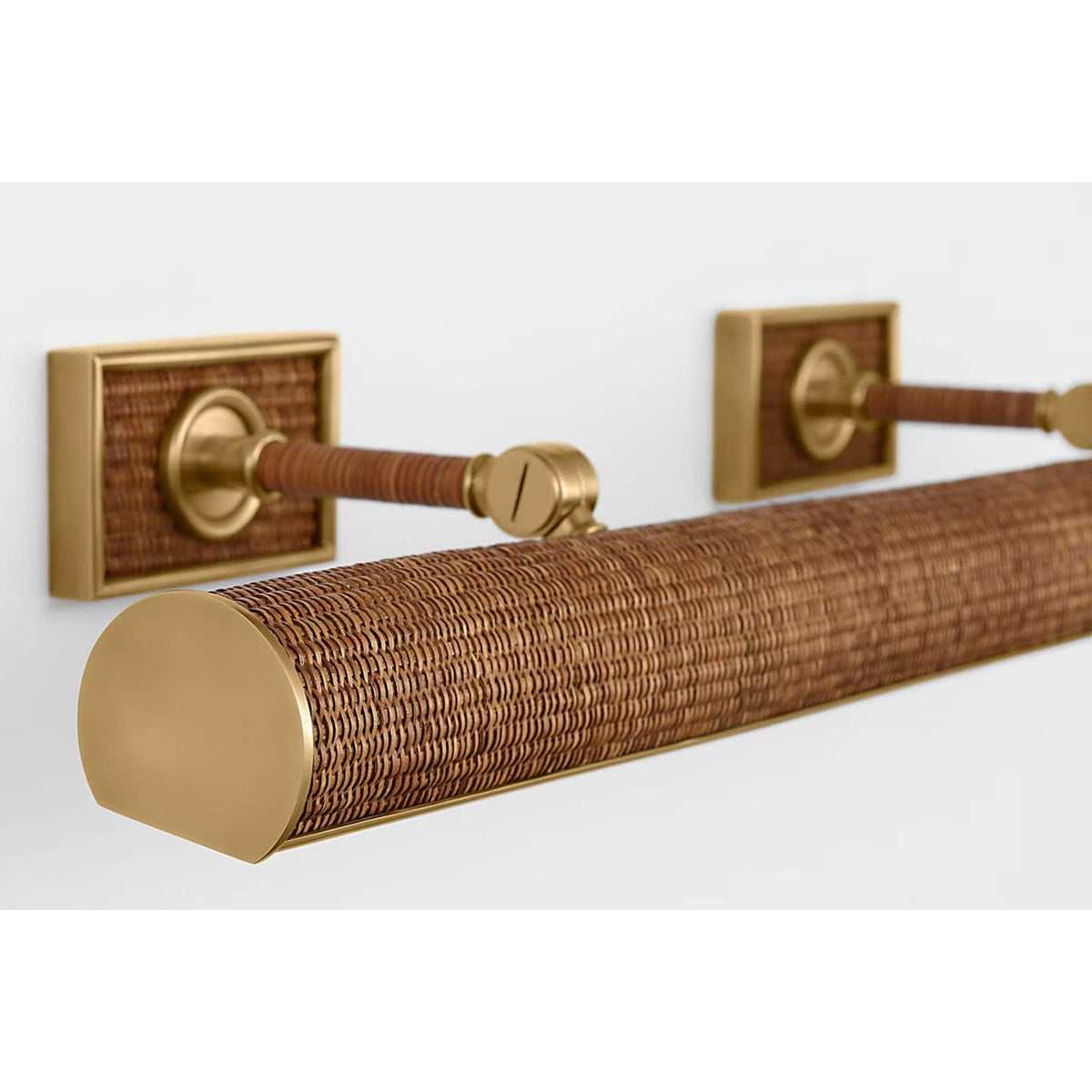 Chapman & Myers Halwell 30" Picture Light in Antique-Burnished Brass and Natural Woven Rattan W30" x H2.75" - 4.5" x E6.25" - 8.25"
