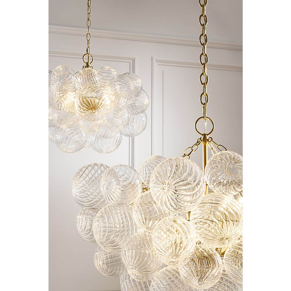 Julie Neill Talia Small Chandelier in Gild and Clear Swirled Glass W23.75" x H17.5"