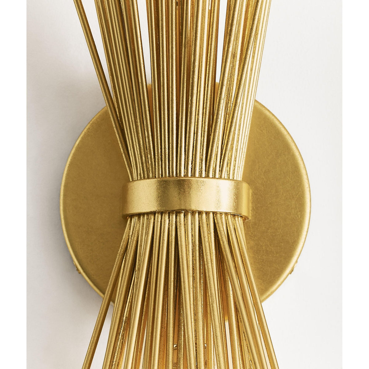 Kelly Wearstler Strada Small Sconce in Gild W9" x H19.25" x E5.25"