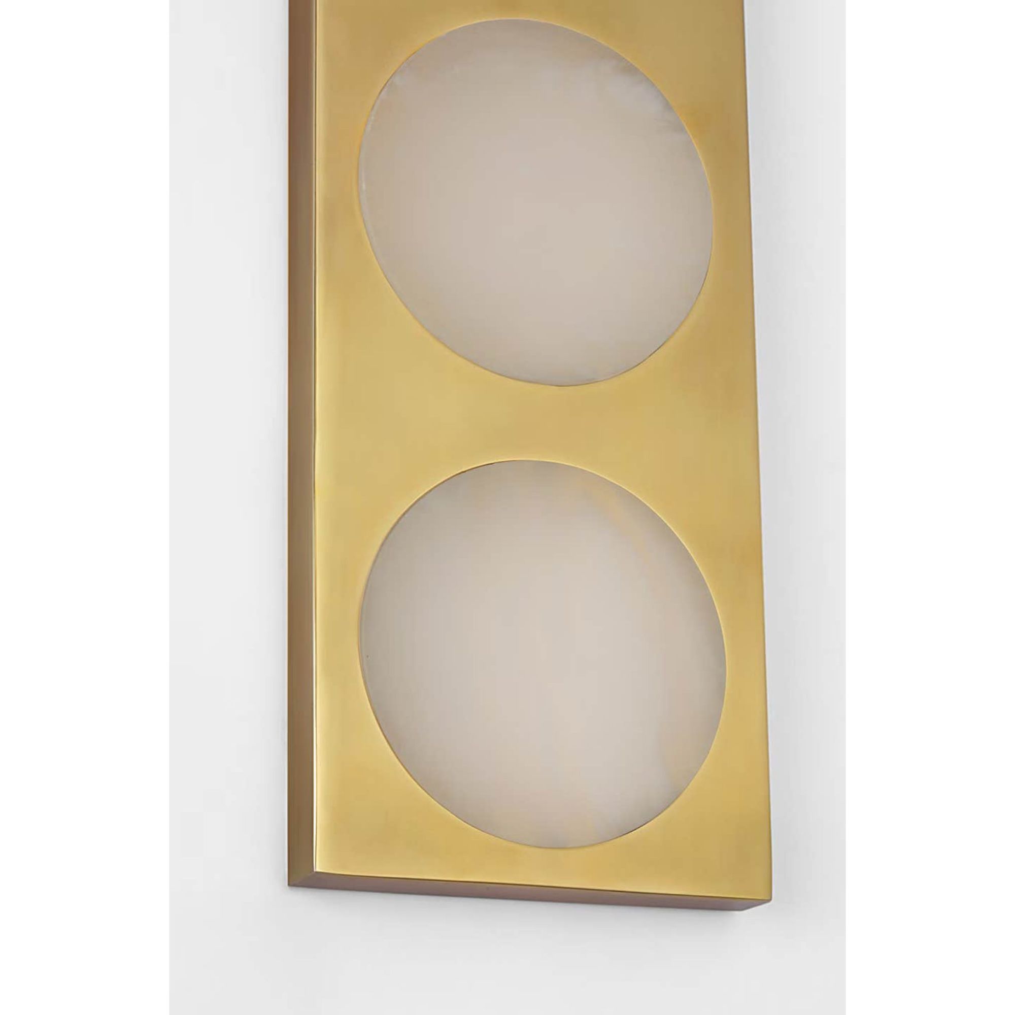 Kelly Wearstler Dichotomy 18" 4 Light Sconce in Antique-Burnished Brass with Alabaster W4.5" x H18" x E0.75"