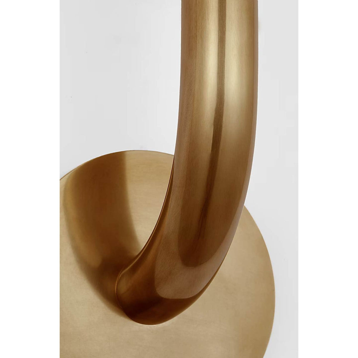 Kelly Wearstler Rousseau 15" Single Sconce in Antique-Burnished Brass with Etched Crystal W4.5" x H15.25" x E3.75"