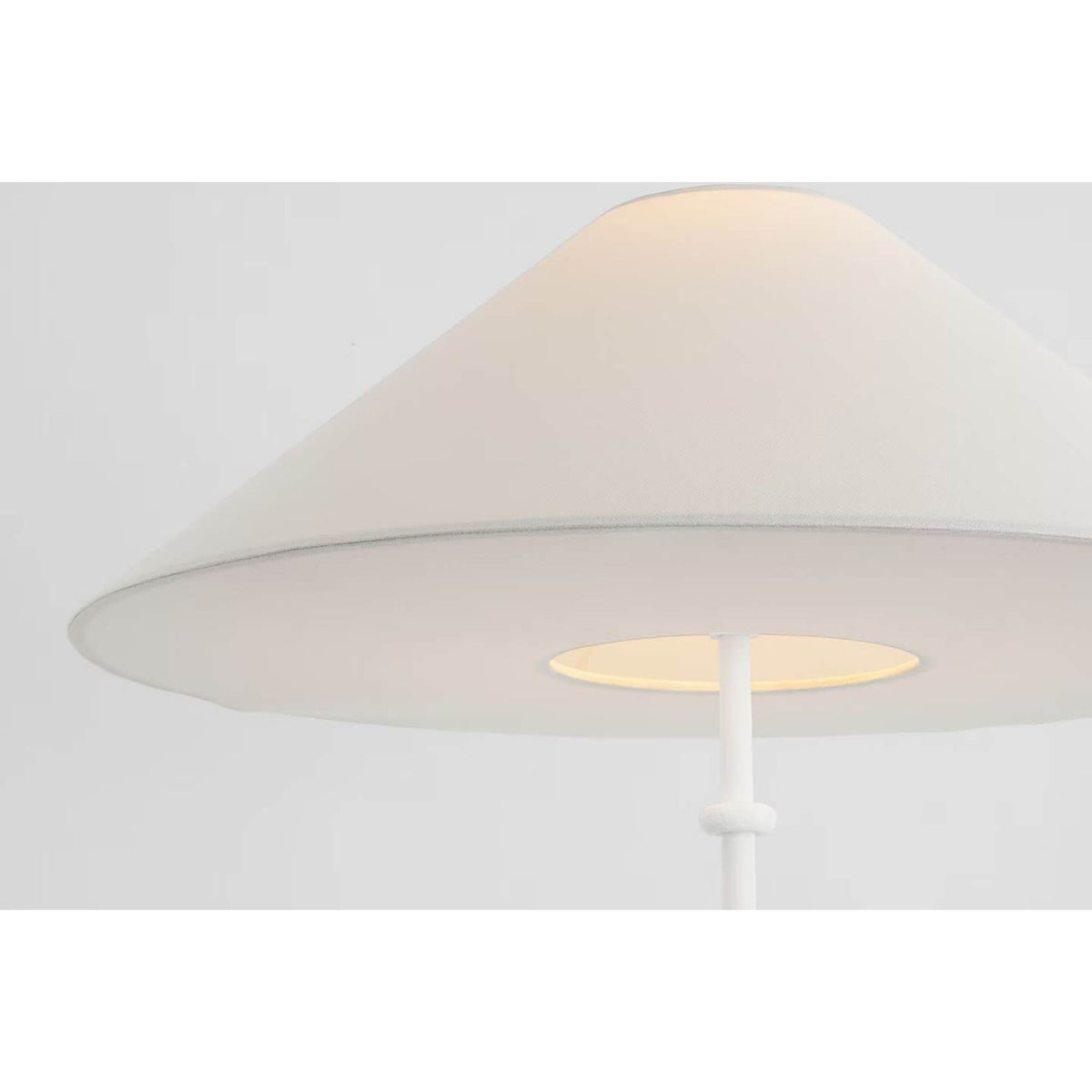Kelly Wearstler Zealous 30" Table Lamp in Museum White with Linen Shade W23" x H30"