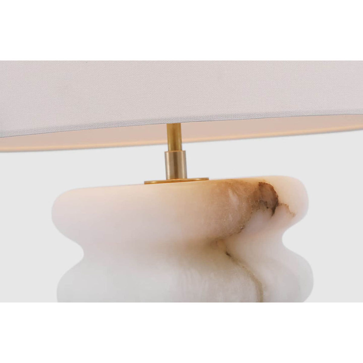 Kelly Wearstler Onda Medium Table Lamp in Alabaster with Linen Shade W17.5" x H28.75"