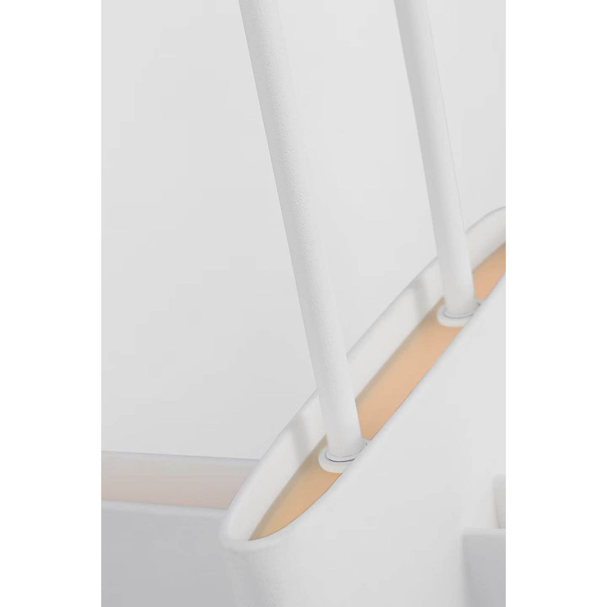 Kelly Wearstler Lotura 48" Intersecting Linear Pendant in Museum White W13.75" x 48"