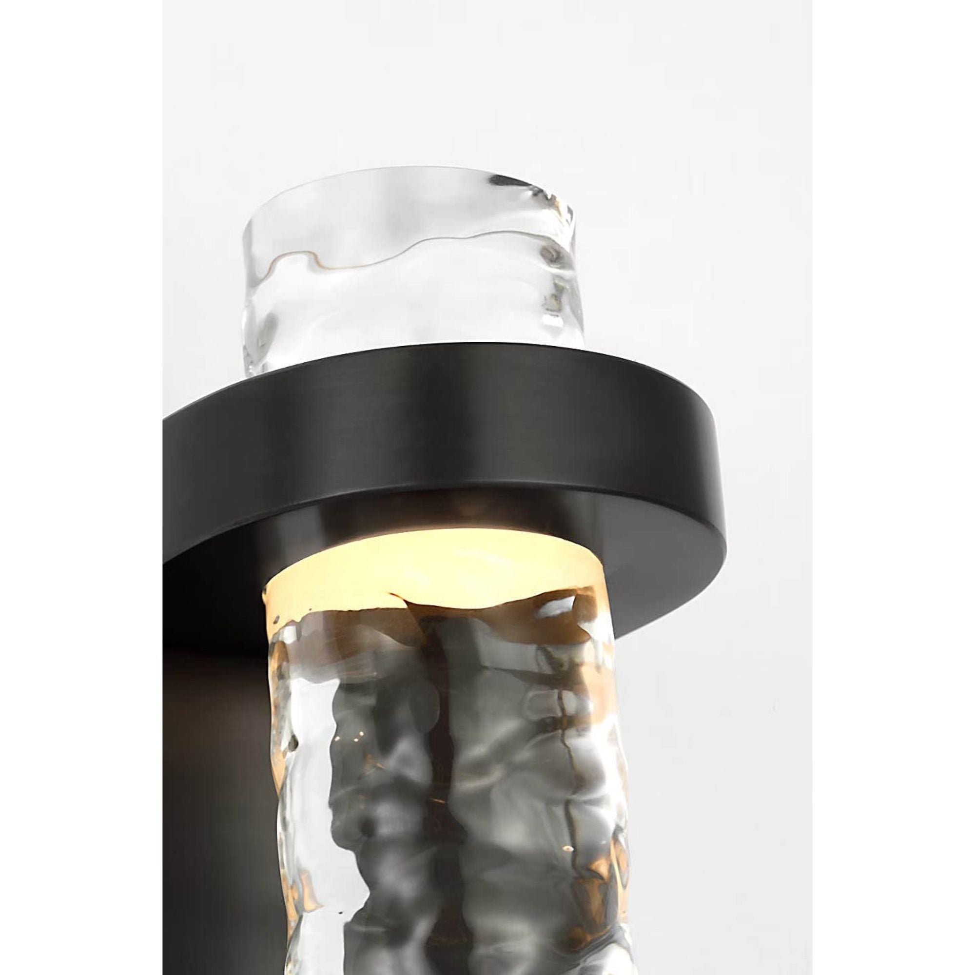 Marie Flanigan Theron 15" Linear Bath Sconce in Bronze and Clear Wavy Glass W3.25" x H15" x E3.75"