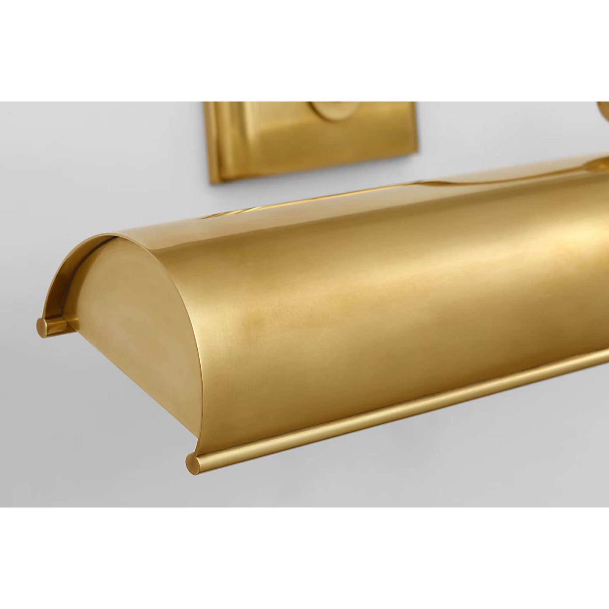 Ralph Lauren Hessen 18" Picture Light in Natural Brass W18" x H4.75" x E9"
