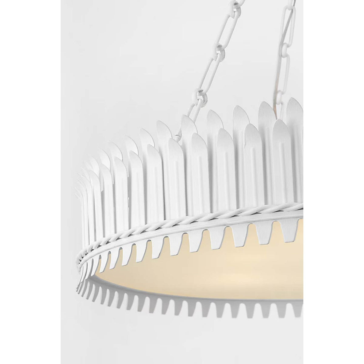 Suzanne Kasler Leslie 27" Chandelier in Plaster White with Frosted Acrylic W26.75" x H26.5"