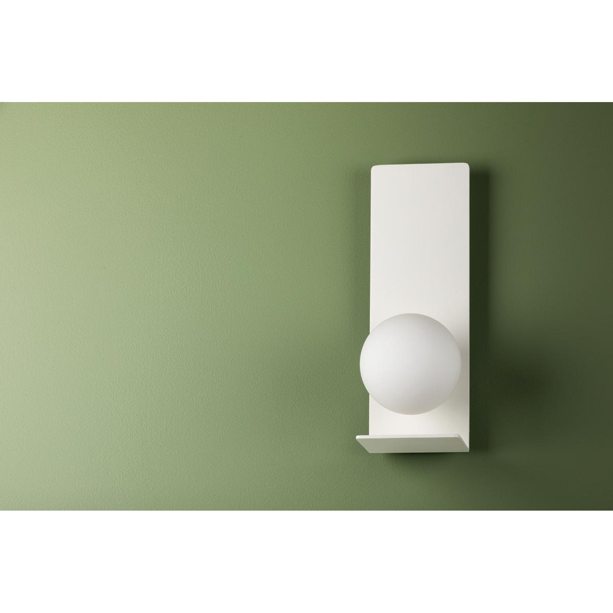 Lani 1-Light Wall Sconce in Soft White