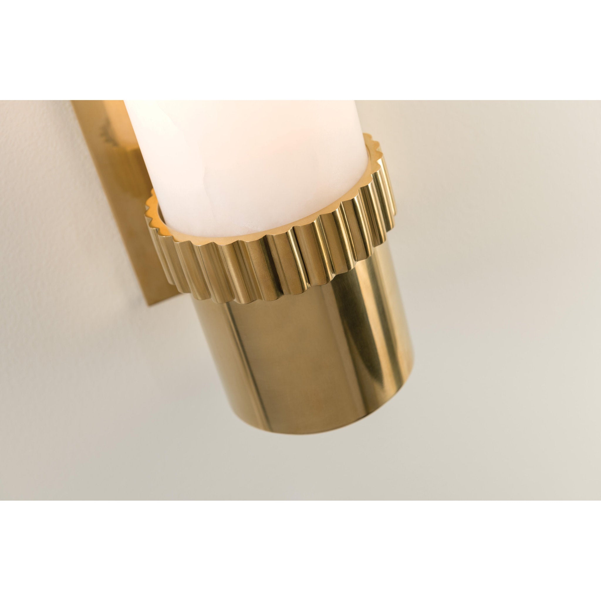 Argon 1 Light Wall Sconce in Aged Brass