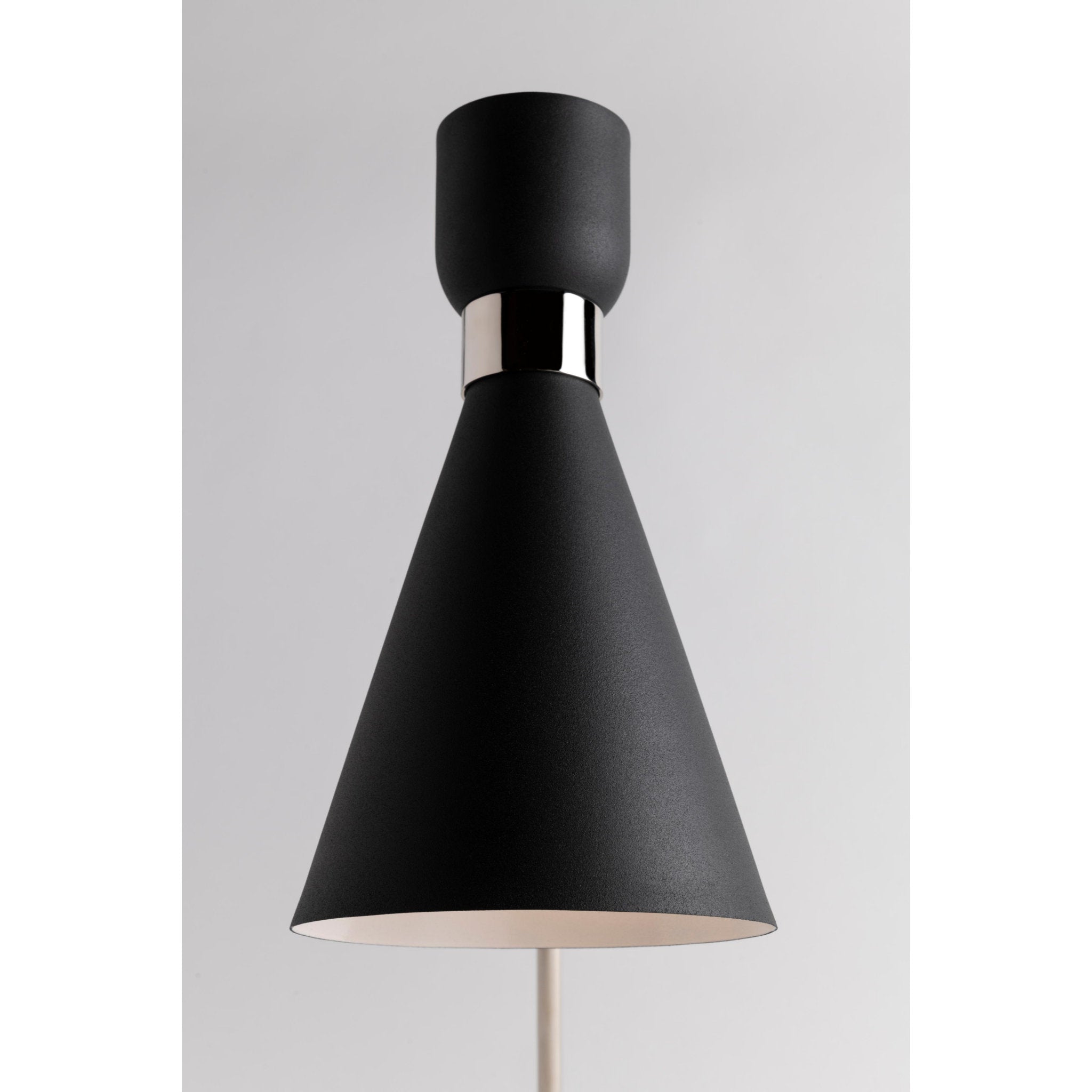 Willa 1-Light Table Lamp in Aged Brass/Soft Off White