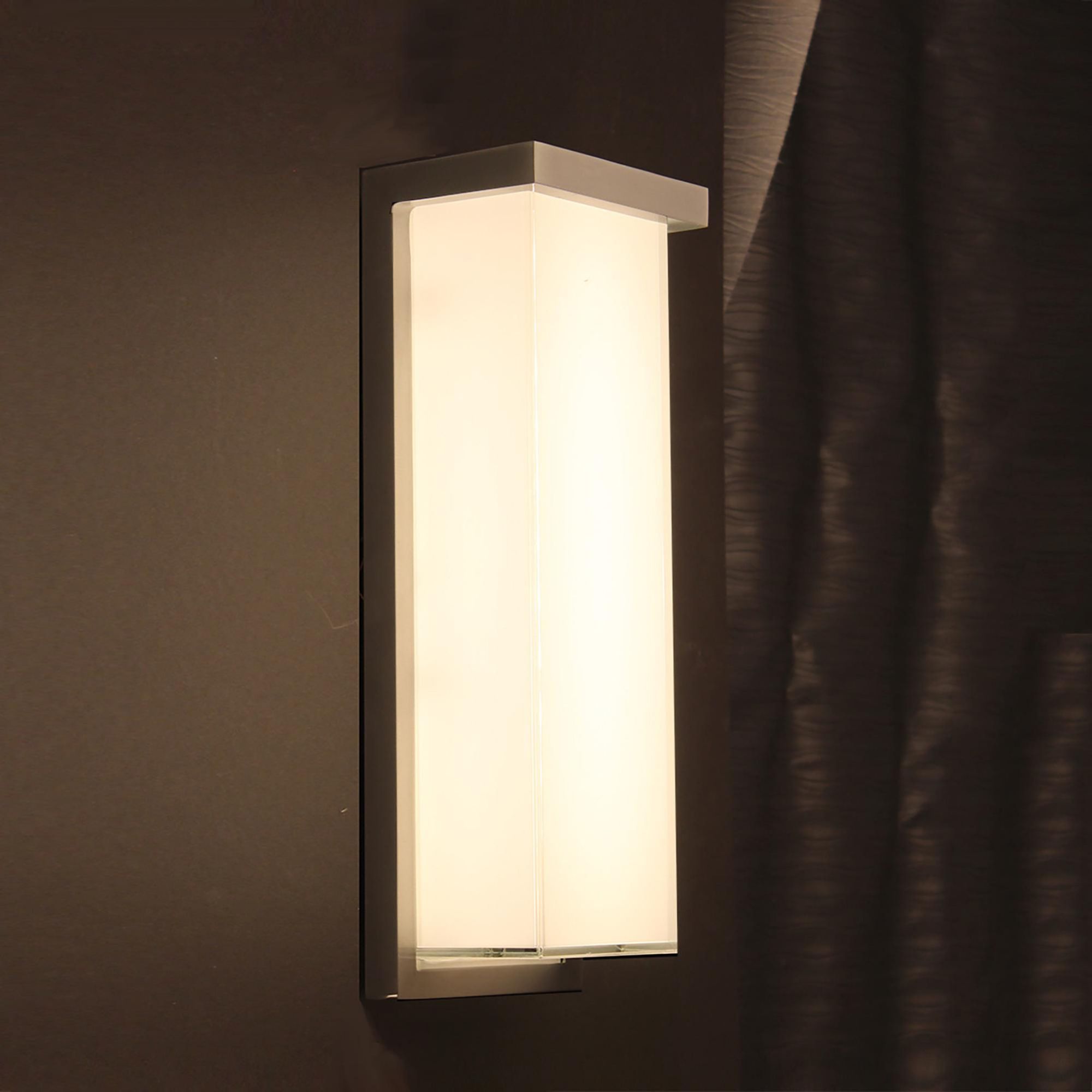 Ledge 14in LED Indoor or Outdoor Wall Light 2700K in Brushed Aluminum