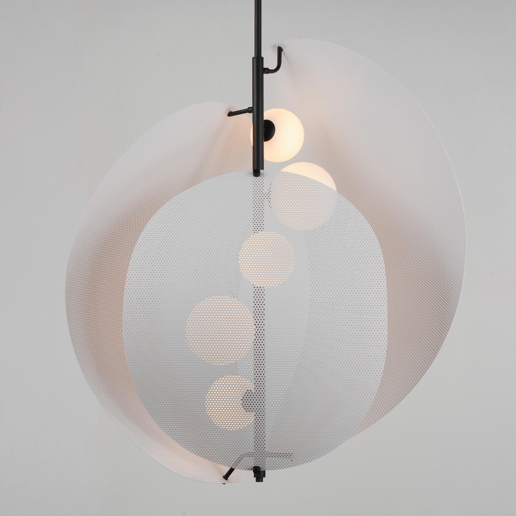 Studio M SM32303SWMW Chips 5-Light Vertical Pendant - Matte White by Mat Sanders