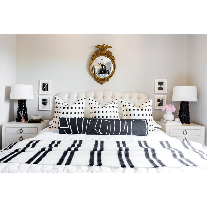 Naomi 1 Light Table Lamp in Black Lustro/Gold Leaf Combo